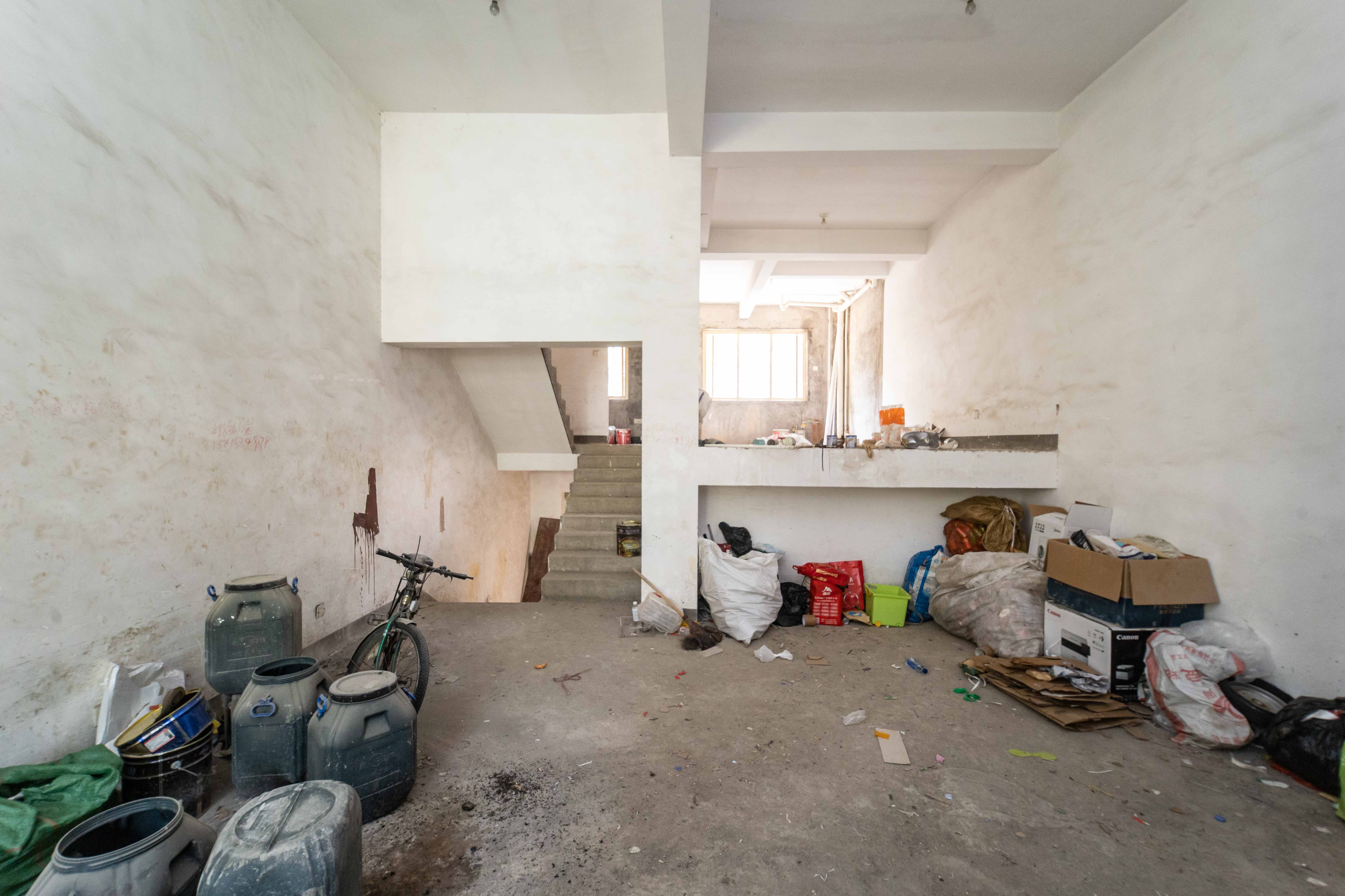 水云间  5室2厅3卫    410.0万 水云间  5室2厅3卫    410.0万