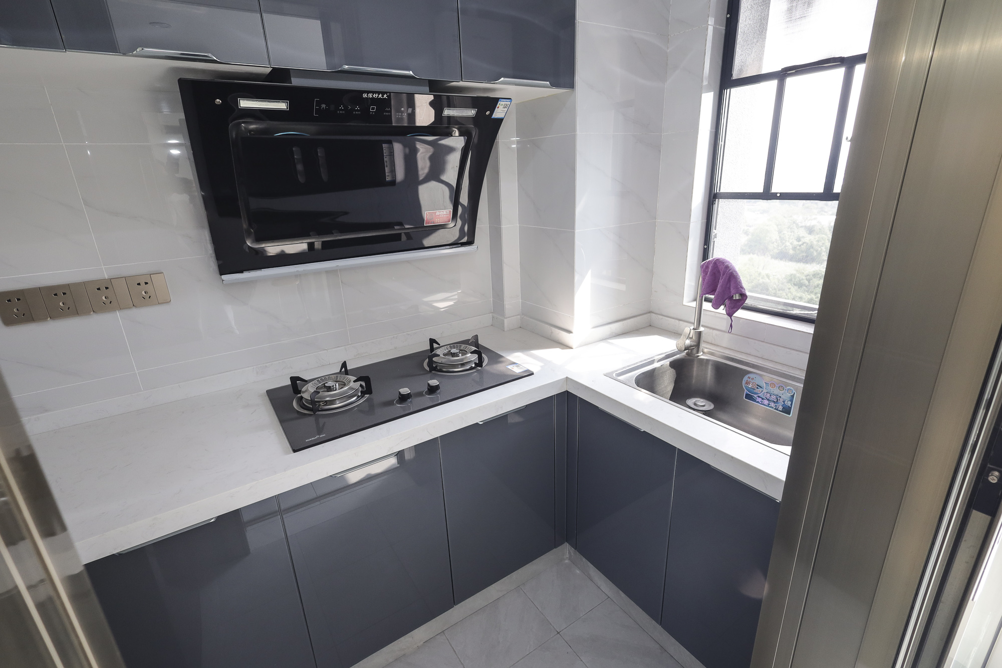 金地兰亭樾  2室1厅1卫    39.0万厨房