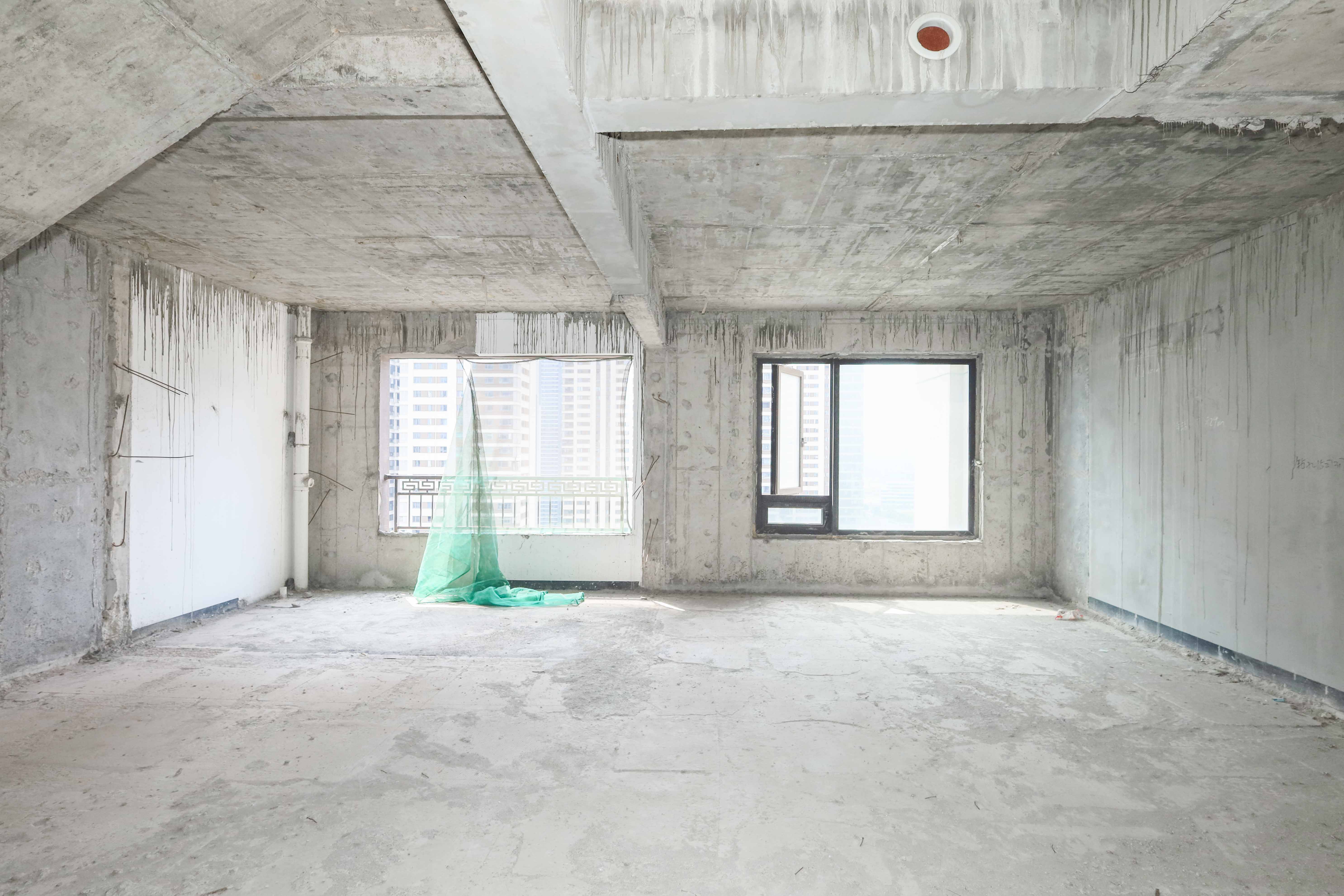 建发央著  4室2厅2卫   248.00万