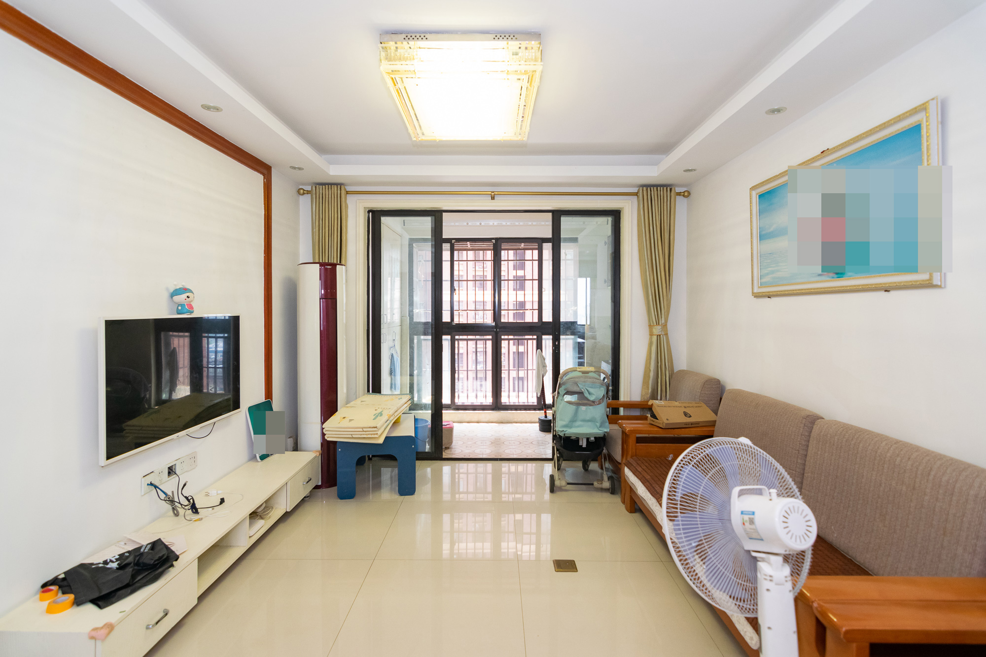 新城国际花都 3室2厅1卫 62.0万 新城国际花都 3室2厅1卫 62.0万客厅