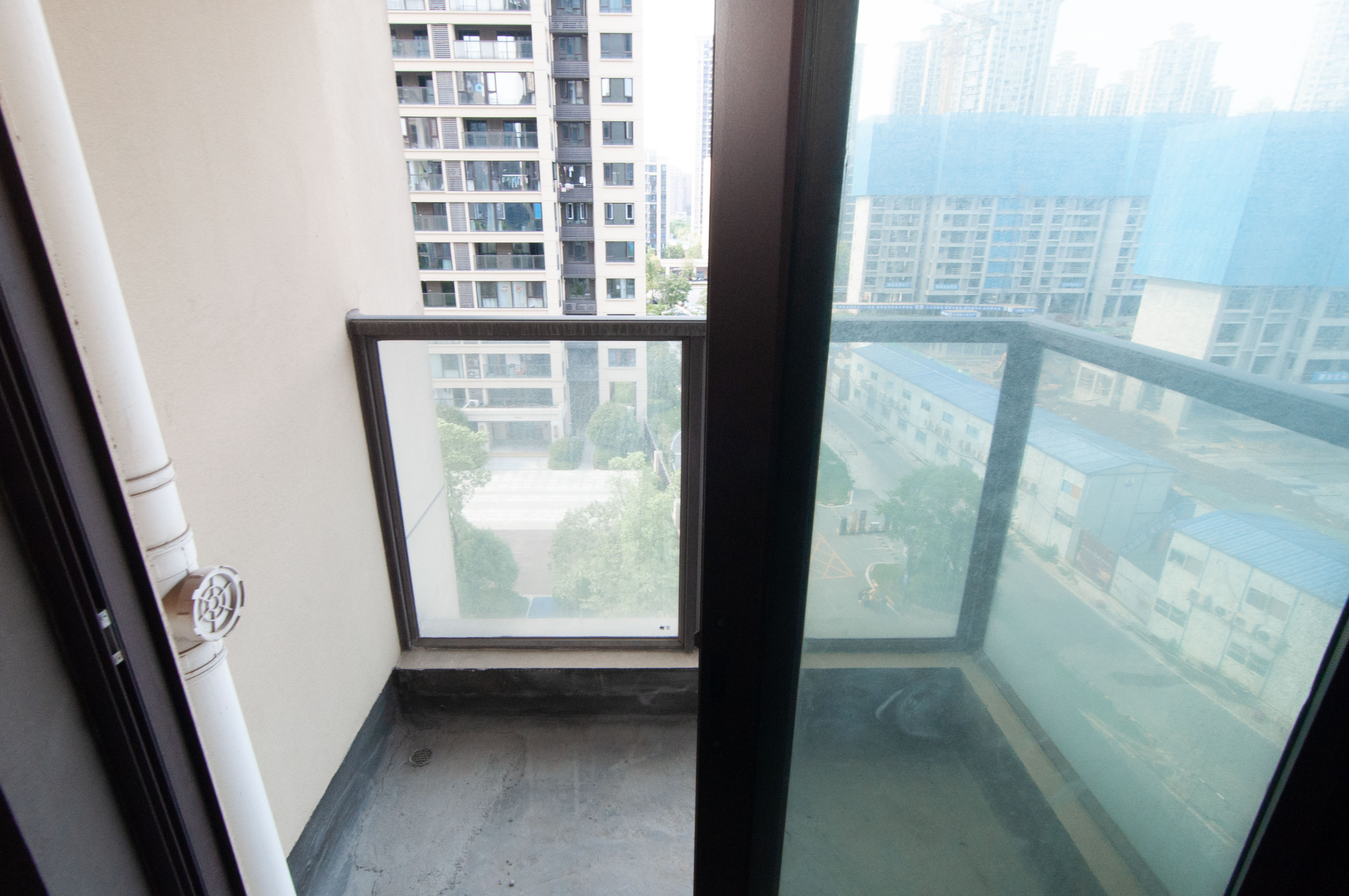 华润琨瑜府 4室3厅2卫 208.0万 华润琨瑜府 4室3厅2卫 208.0万其他