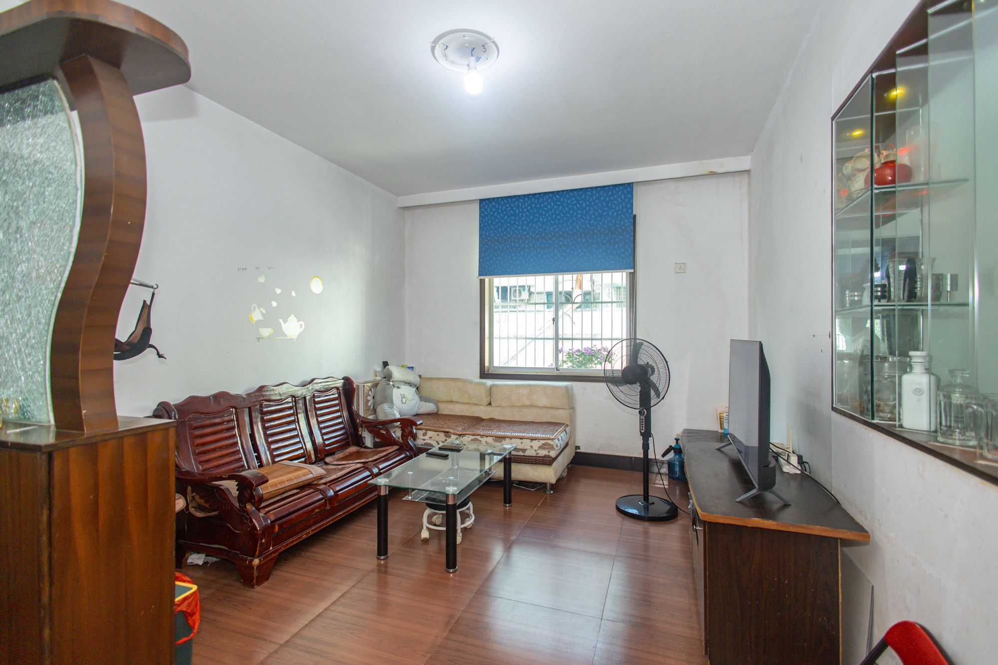 茶叶大市场“山水茗园”  2室2厅1卫    39.0万 茶叶大市场“山水茗园”  2室2厅1卫    39.0万