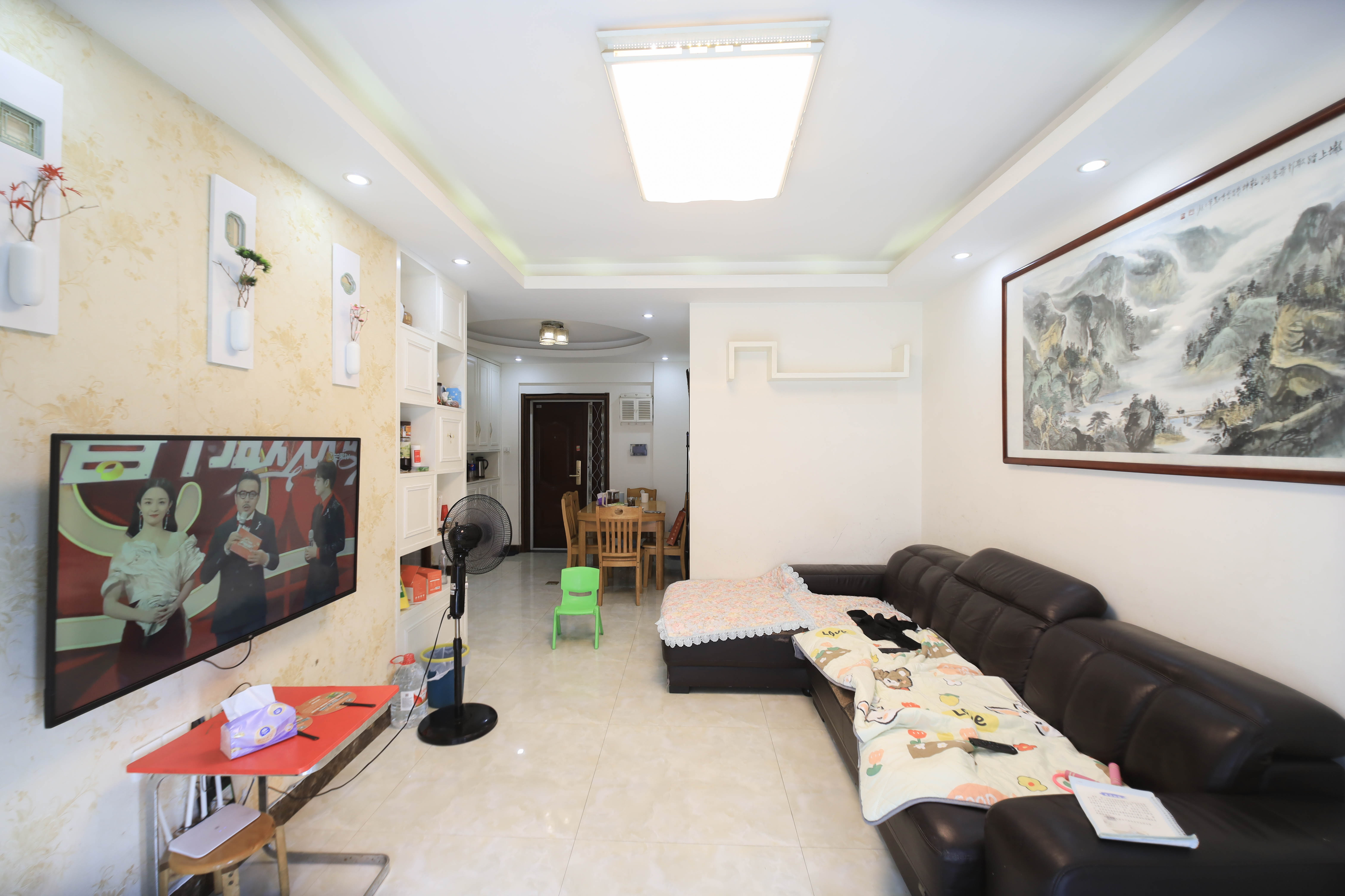 五矿万境水岸一期(万境水岸嘉苑) 2室2厅1卫 71.0万 五矿万境水岸一期(万境水岸嘉苑) 2室2厅1卫 71.0万客厅