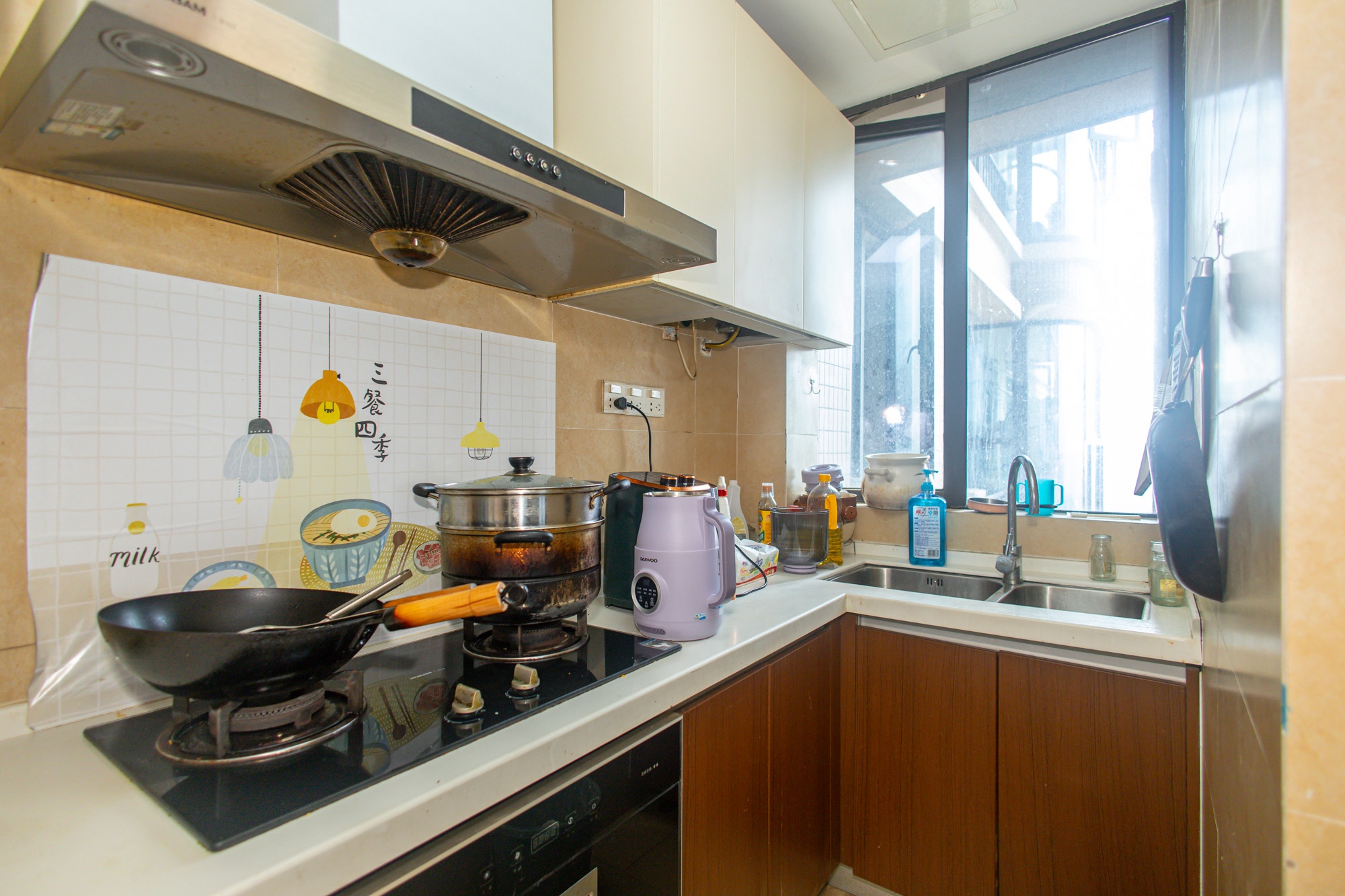 旺德府恺悦国际 3室2厅1卫 71.0万 旺德府恺悦国际 3室2厅1卫 71.0万厨房