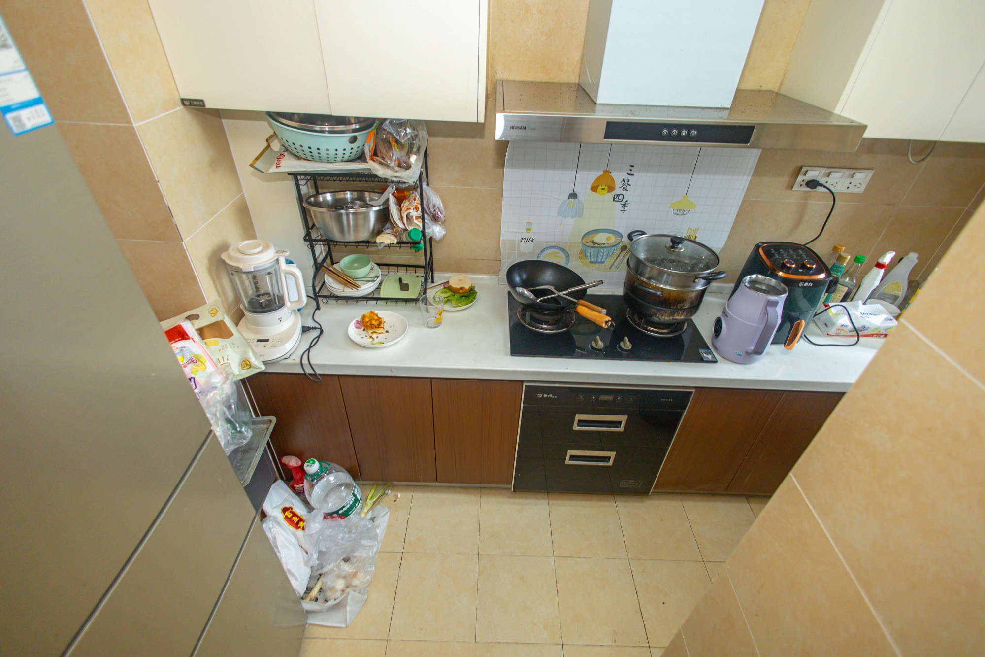 旺德府恺悦国际 3室2厅1卫 71.0万 旺德府恺悦国际 3室2厅1卫 71.0万厨房