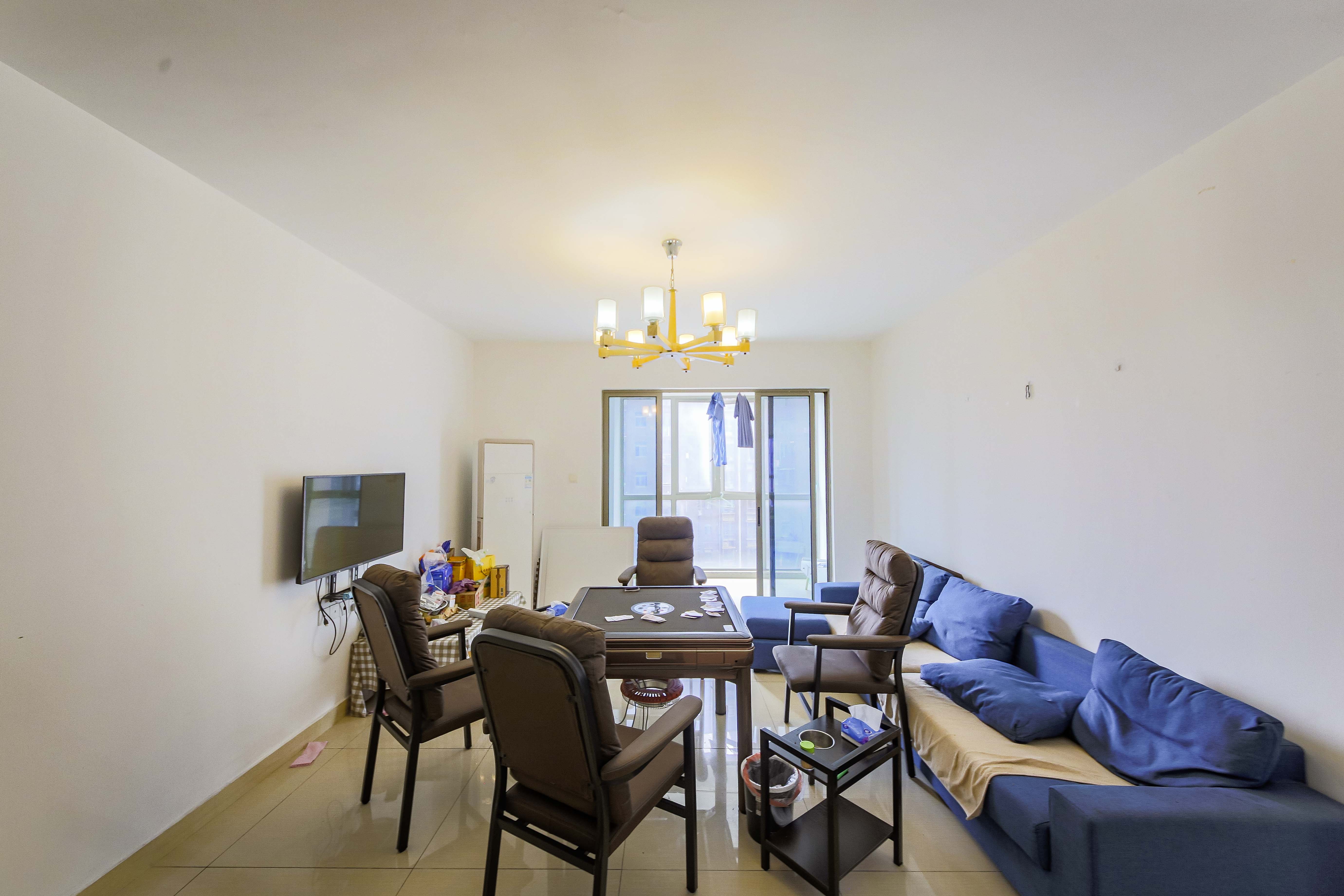 富兴嘉城(富兴汇中央)  3室2厅2卫    120.0万 富兴嘉城(富兴汇中央)  3室2厅2卫    120.0万