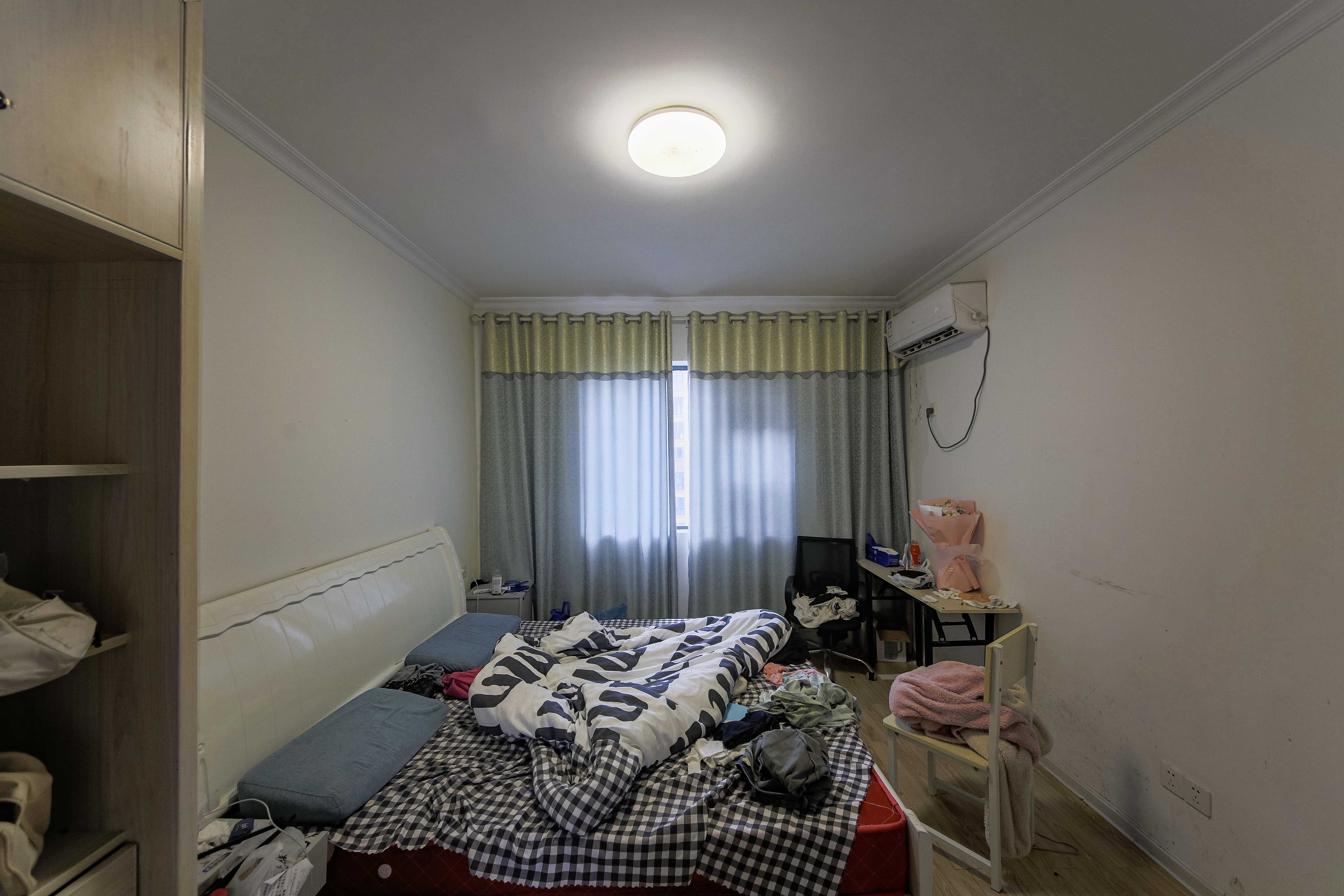 才子嘉都  4室2厅2卫   118.00万卧室