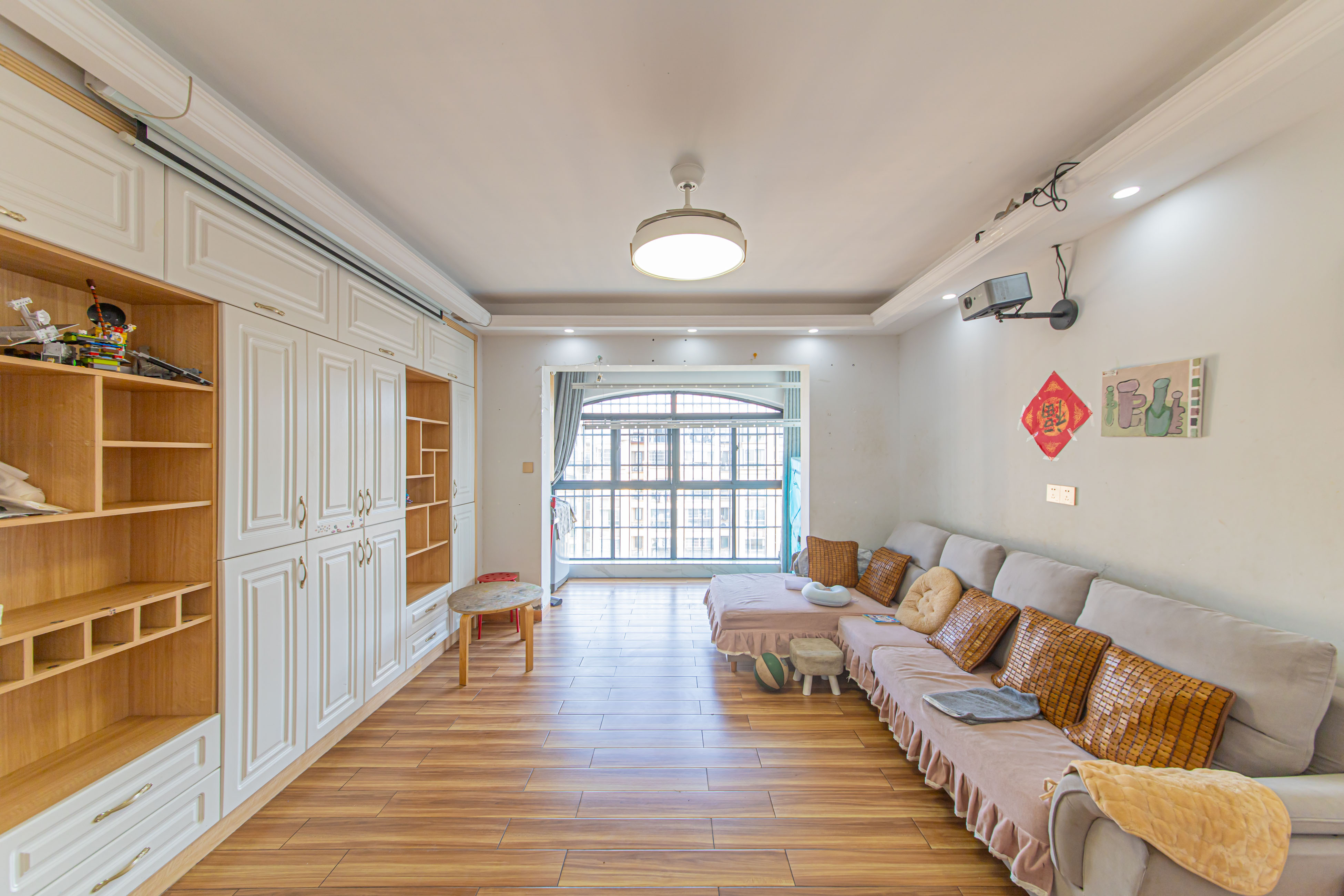 中建芙蓉嘉苑  3室2厅2卫    115.0万客厅