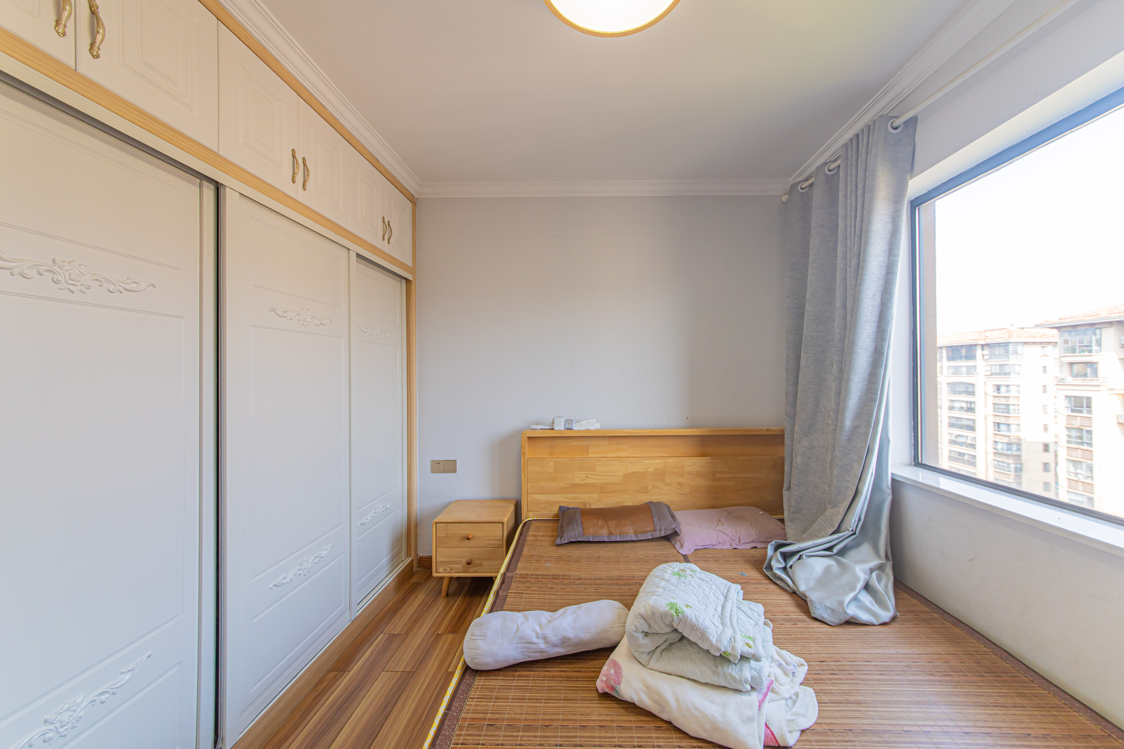 中建芙蓉嘉苑  3室2厅2卫    115.0万卧室