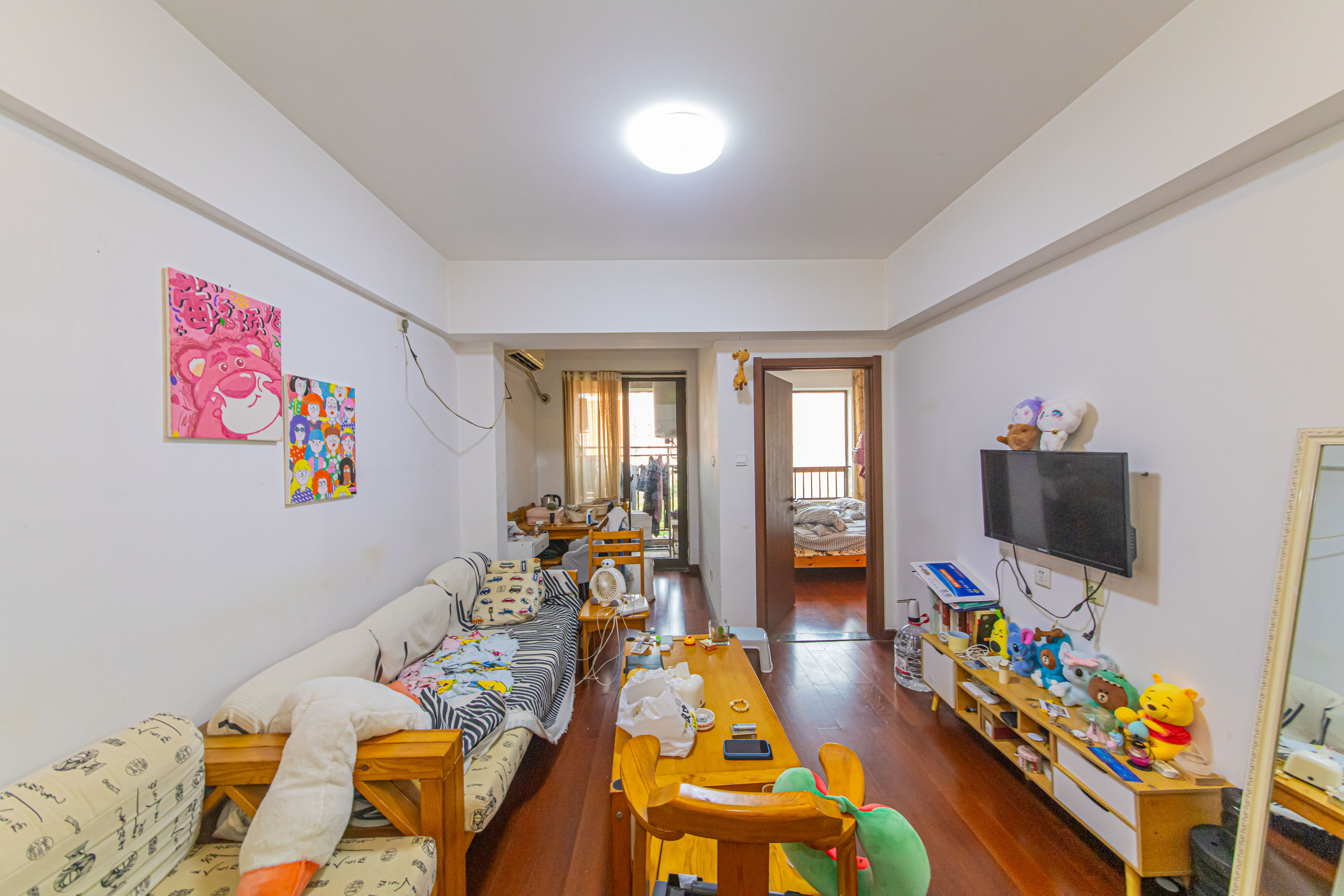 绿地公馆(绿地名邸)  1室1厅1卫    63.0万 绿地公馆(绿地名邸)  1室1厅1卫    63.0万