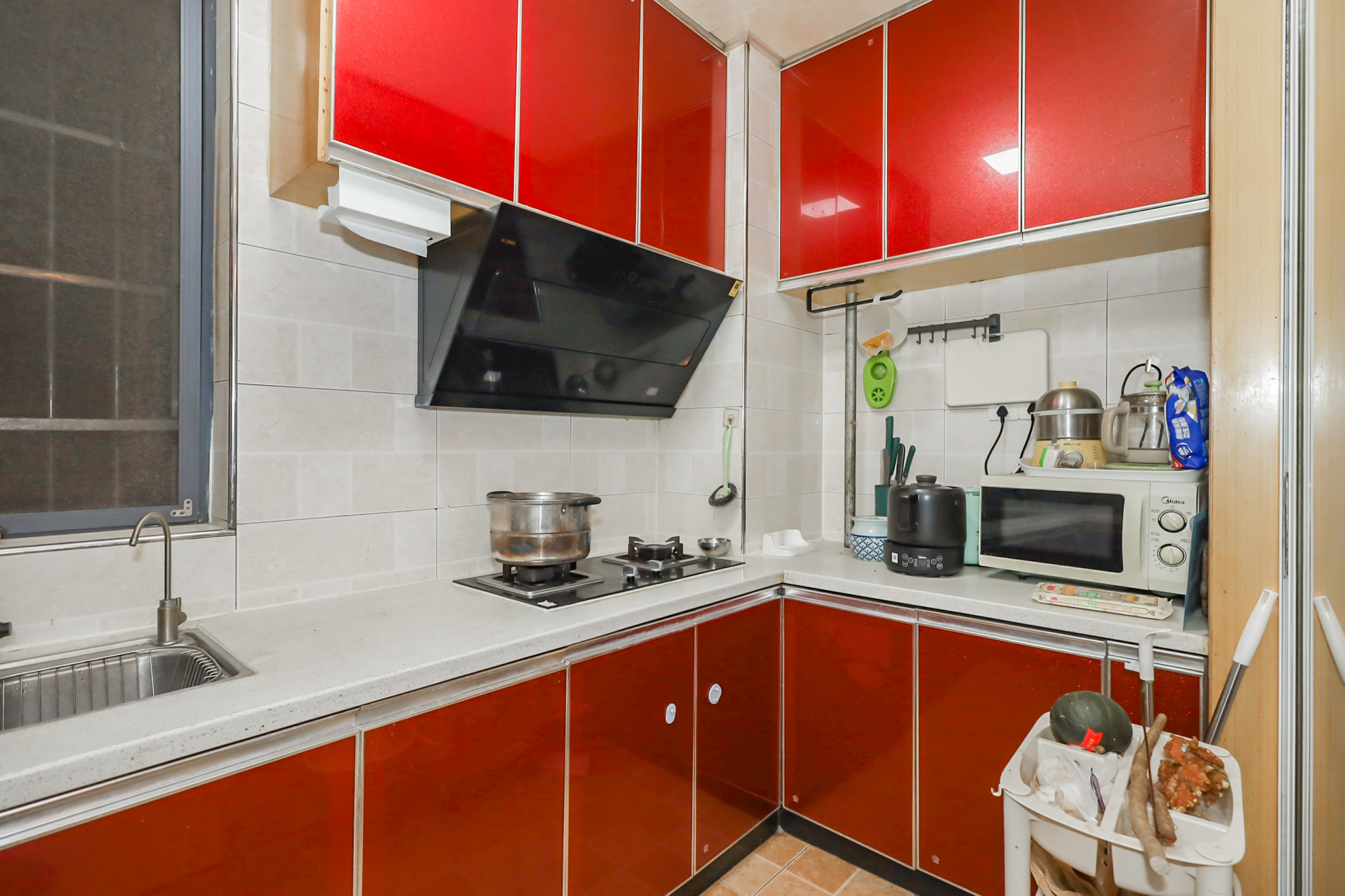 景秀江山  3室2厅1卫    105.0万 景秀江山  3室2厅1卫    105.0万厨房