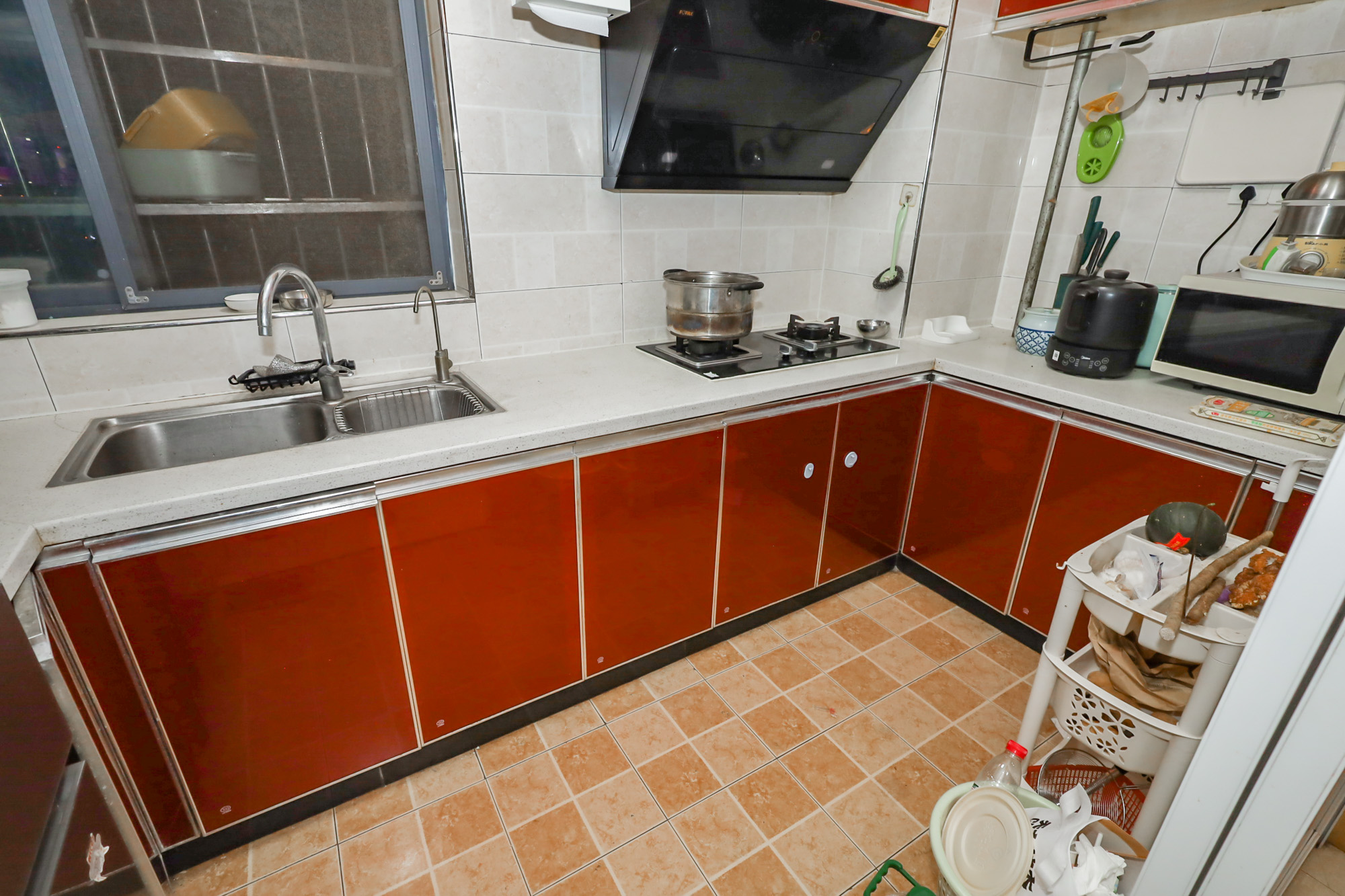 景秀江山  3室2厅1卫    105.0万 景秀江山  3室2厅1卫    105.0万厨房