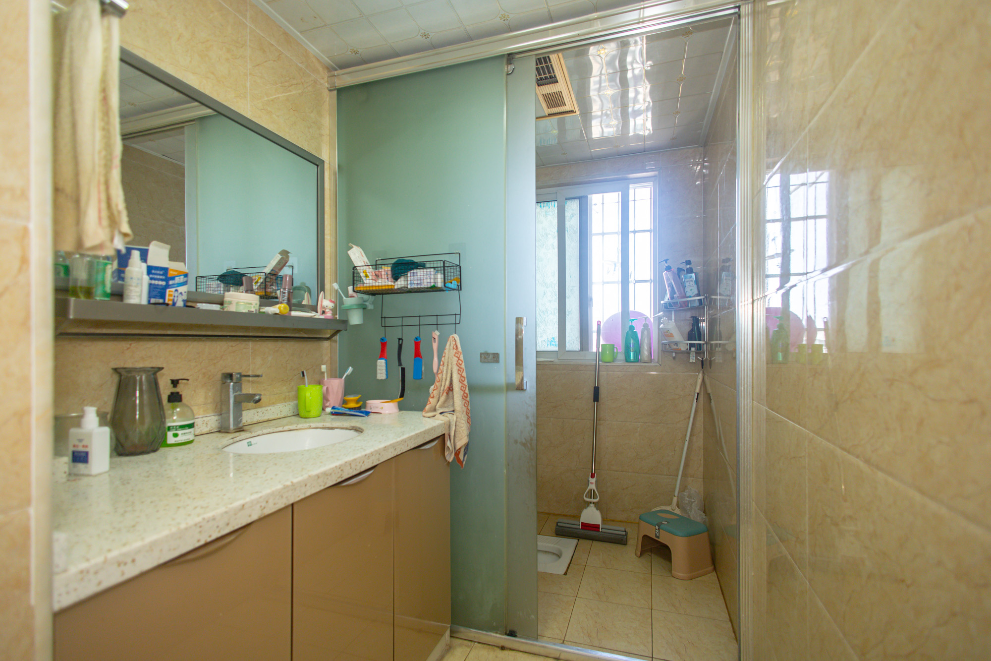 楚天世纪城东苑  3室2厅2卫    95.0万卫生间