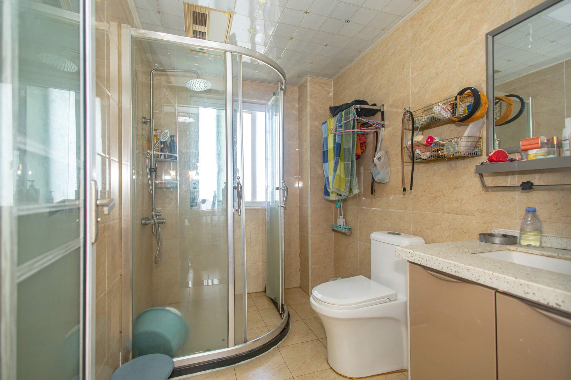 楚天世纪城东苑  3室2厅2卫    95.0万卫生间