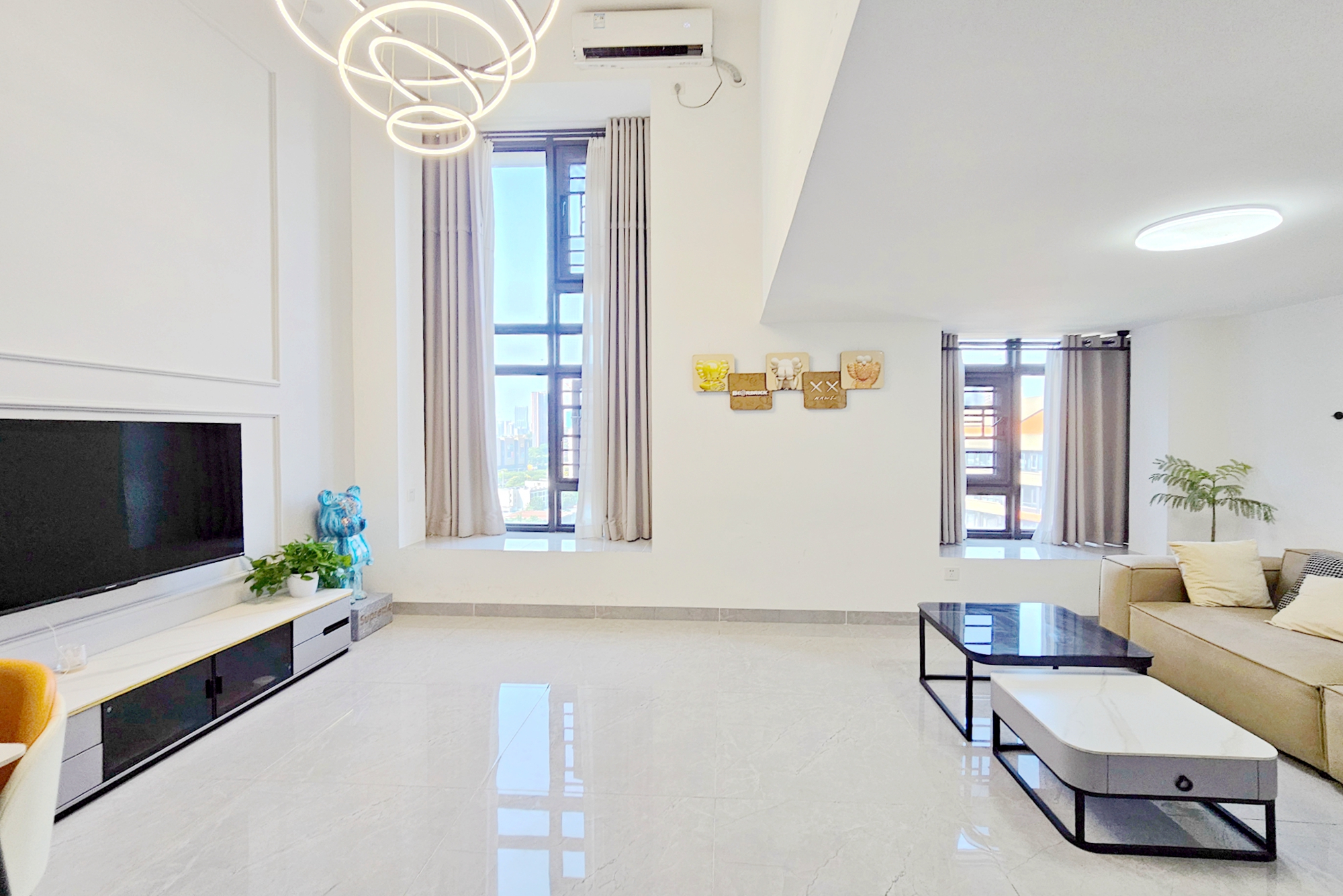 明昇壹城(明昇时代广场)三期  2室1厅2卫    105.0万 明昇壹城(明昇时代广场)三期  2室1厅2卫    105.0万客厅