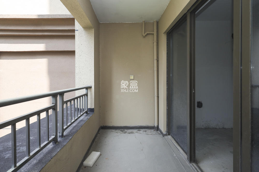 長(zhǎng)沙雅居樂花園  4室2廳2衛(wèi)   79.90萬(wàn)