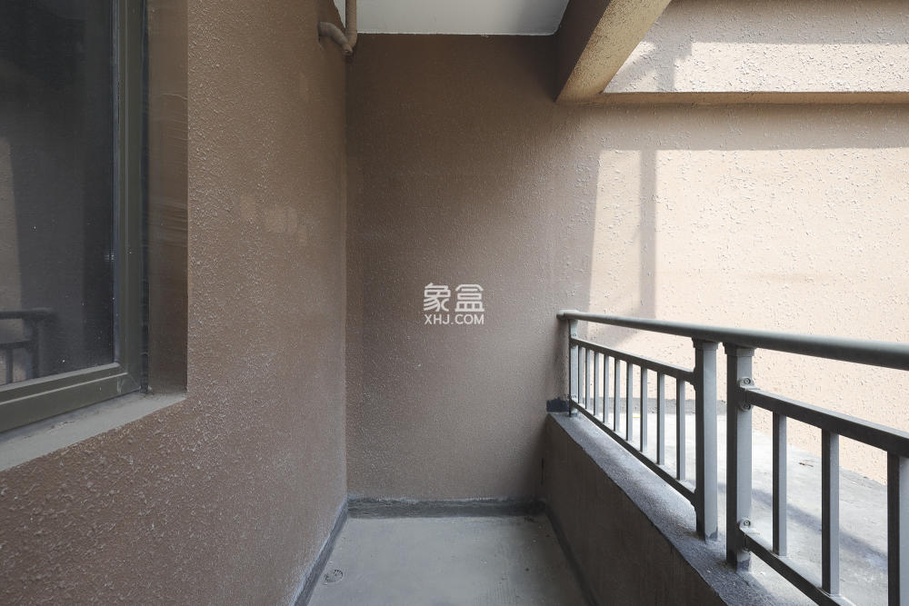 長(zhǎng)沙雅居樂花園  4室2廳2衛(wèi)   79.90萬(wàn)