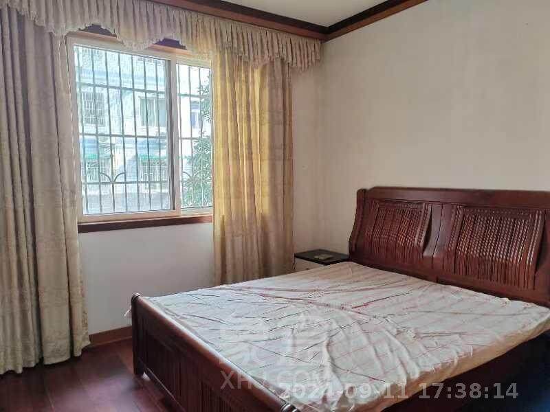 滨江一村  3室2厅2卫   1500.00元/月室内图