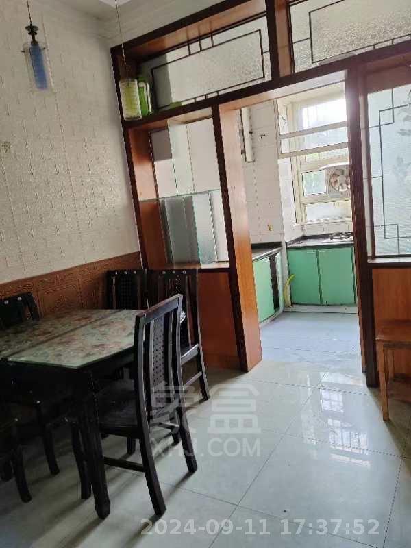 滨江一村  3室2厅2卫   1500.00元/月室内图1