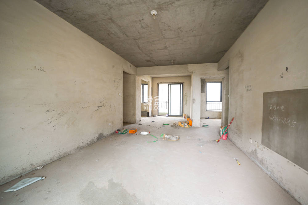 五矿万境蓝山  3室2厅1卫    86.0万