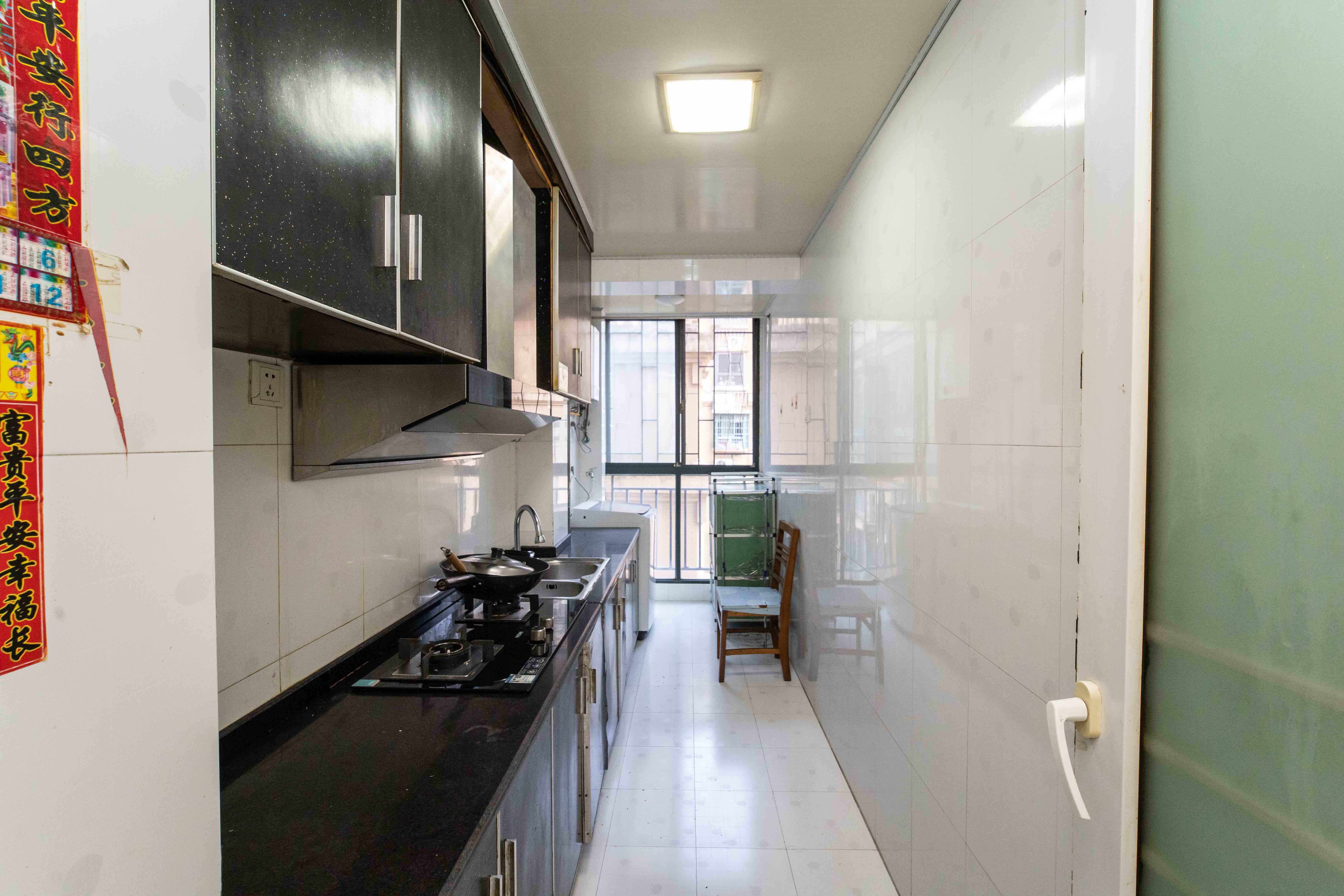 东玺门  2室1厅1卫    72.0万 东玺门  2室1厅1卫    72.0万厨房