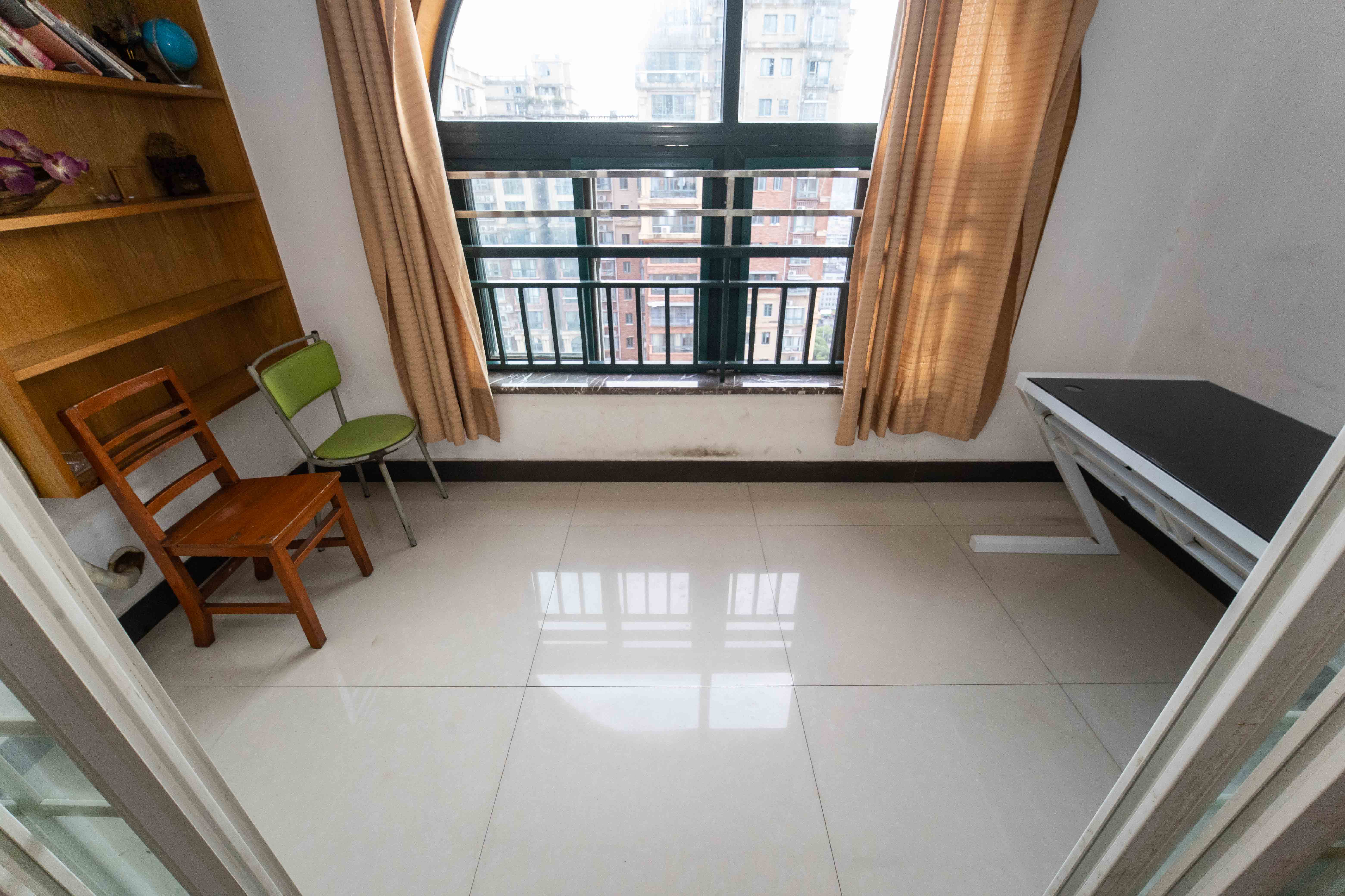 东玺门  2室1厅1卫    72.0万 东玺门  2室1厅1卫    72.0万阳台