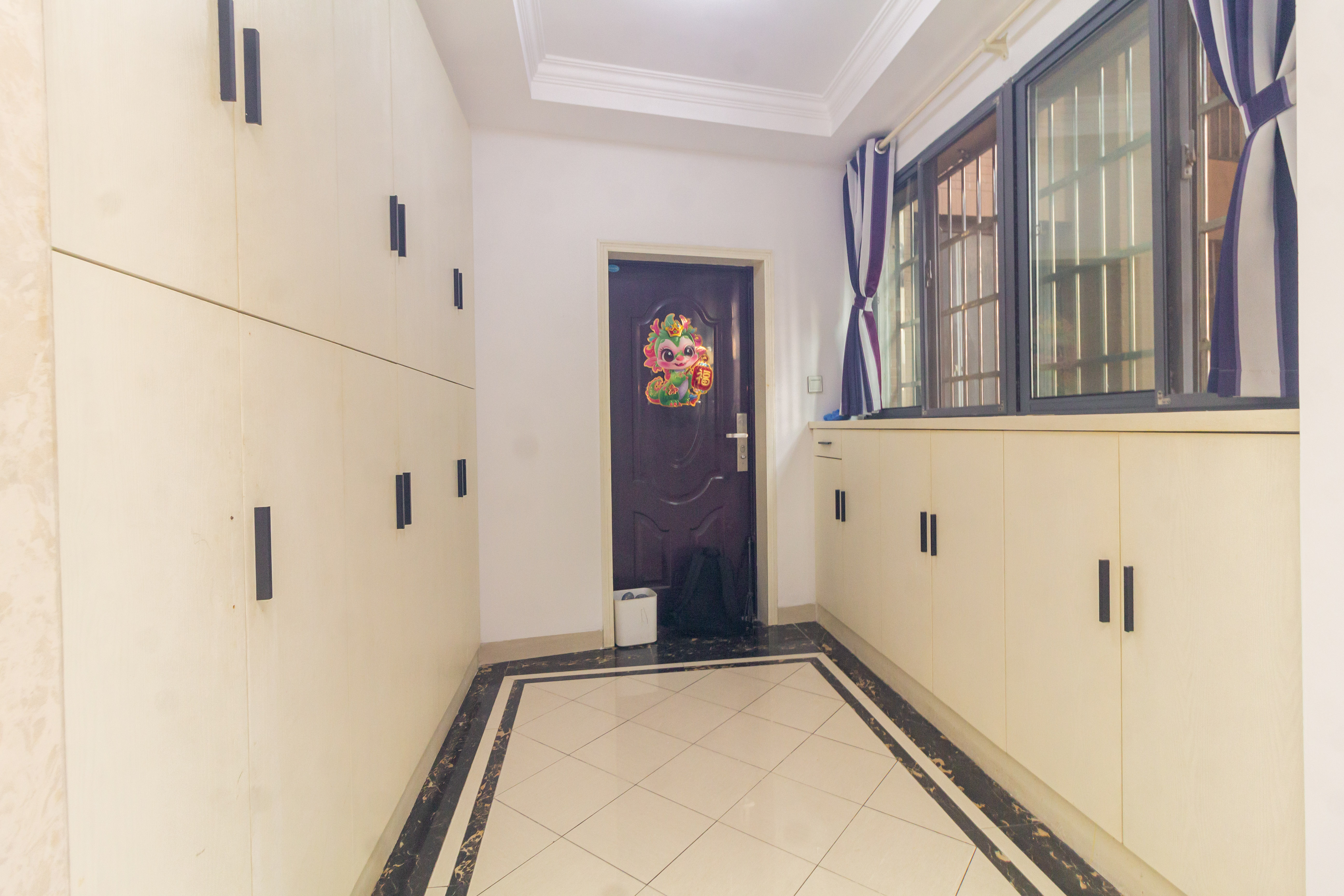 爵士湘 3室1厅1卫 79.8万 爵士湘 3室1厅1卫 79.8万卧室