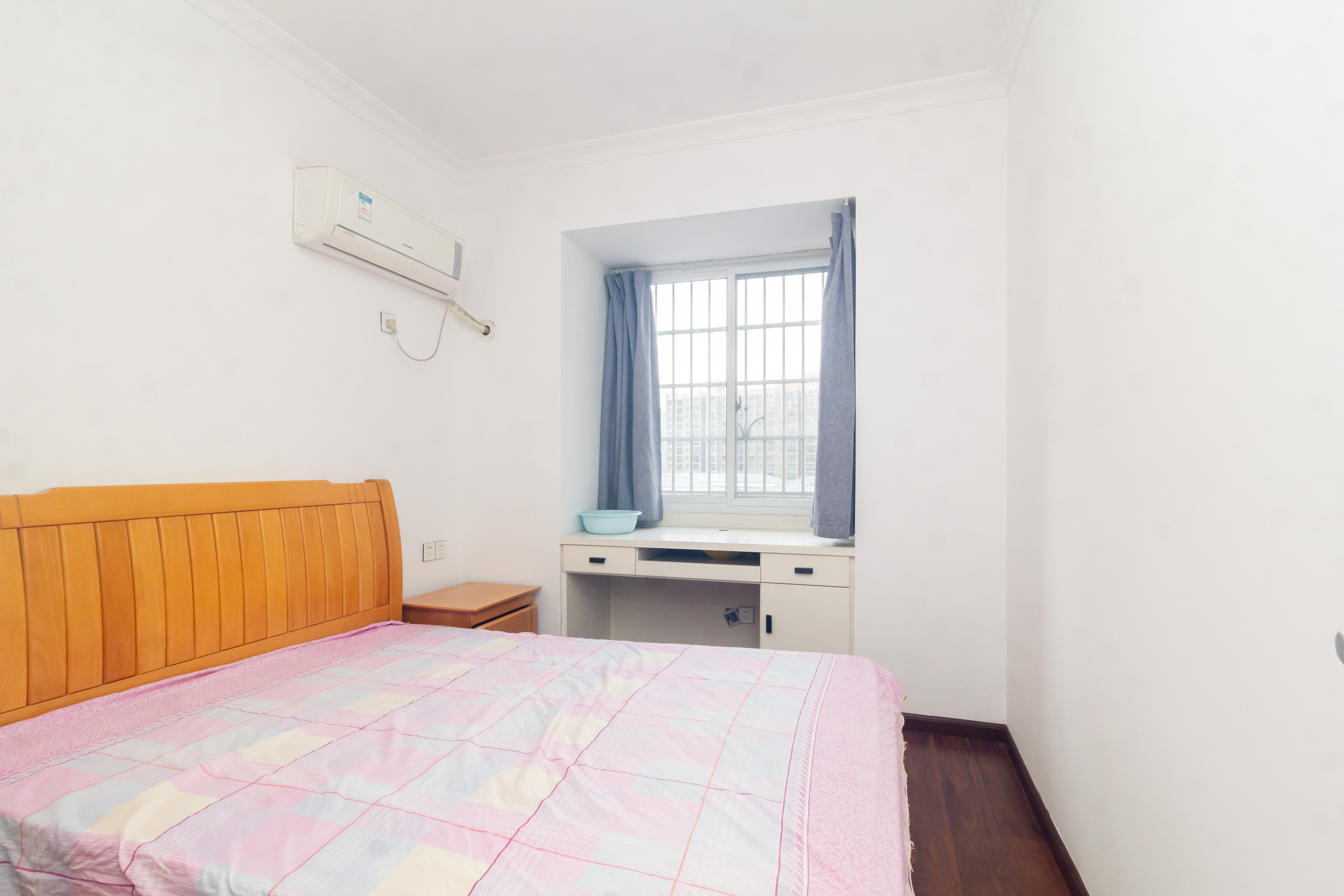 爵士湘 3室1厅1卫 79.8万 爵士湘 3室1厅1卫 79.8万卧室