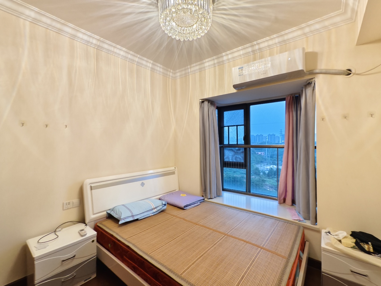 恒大华府 3室2厅1卫 69.8万 恒大华府 3室2厅1卫 69.8万室内图