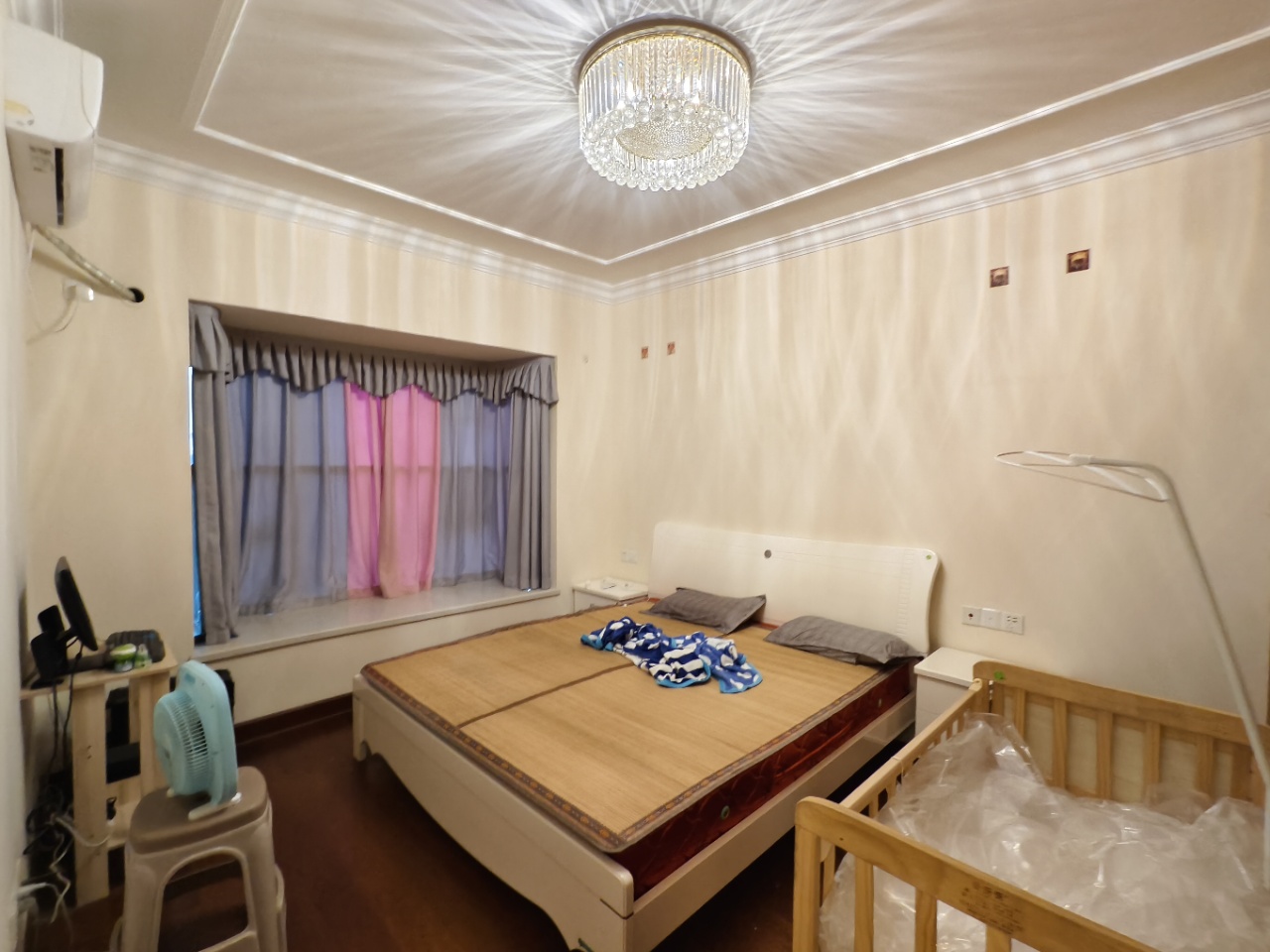 恒大华府 3室2厅1卫 69.8万 恒大华府 3室2厅1卫 69.8万室内图