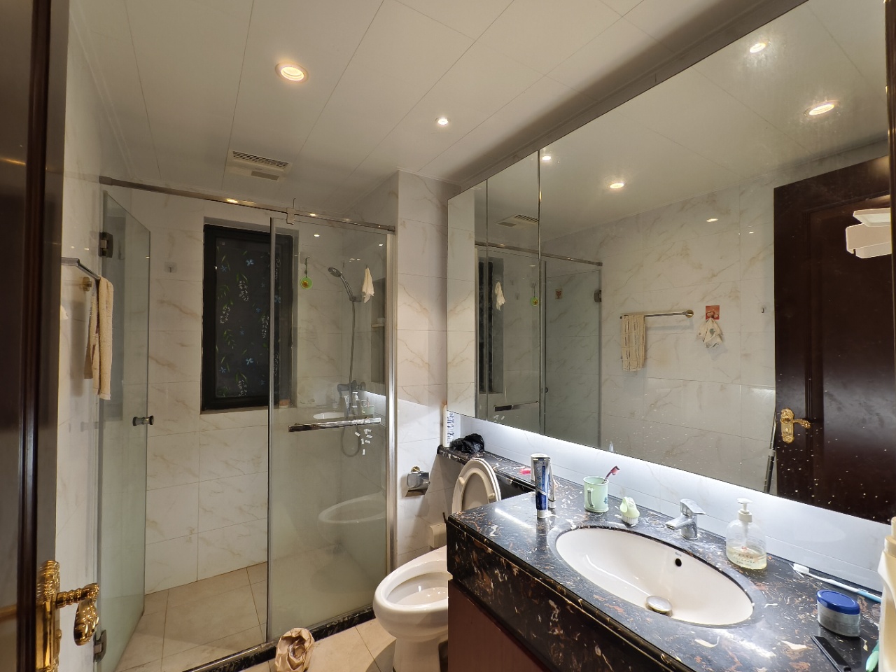 恒大华府 3室2厅1卫 69.8万 恒大华府 3室2厅1卫 69.8万室内图