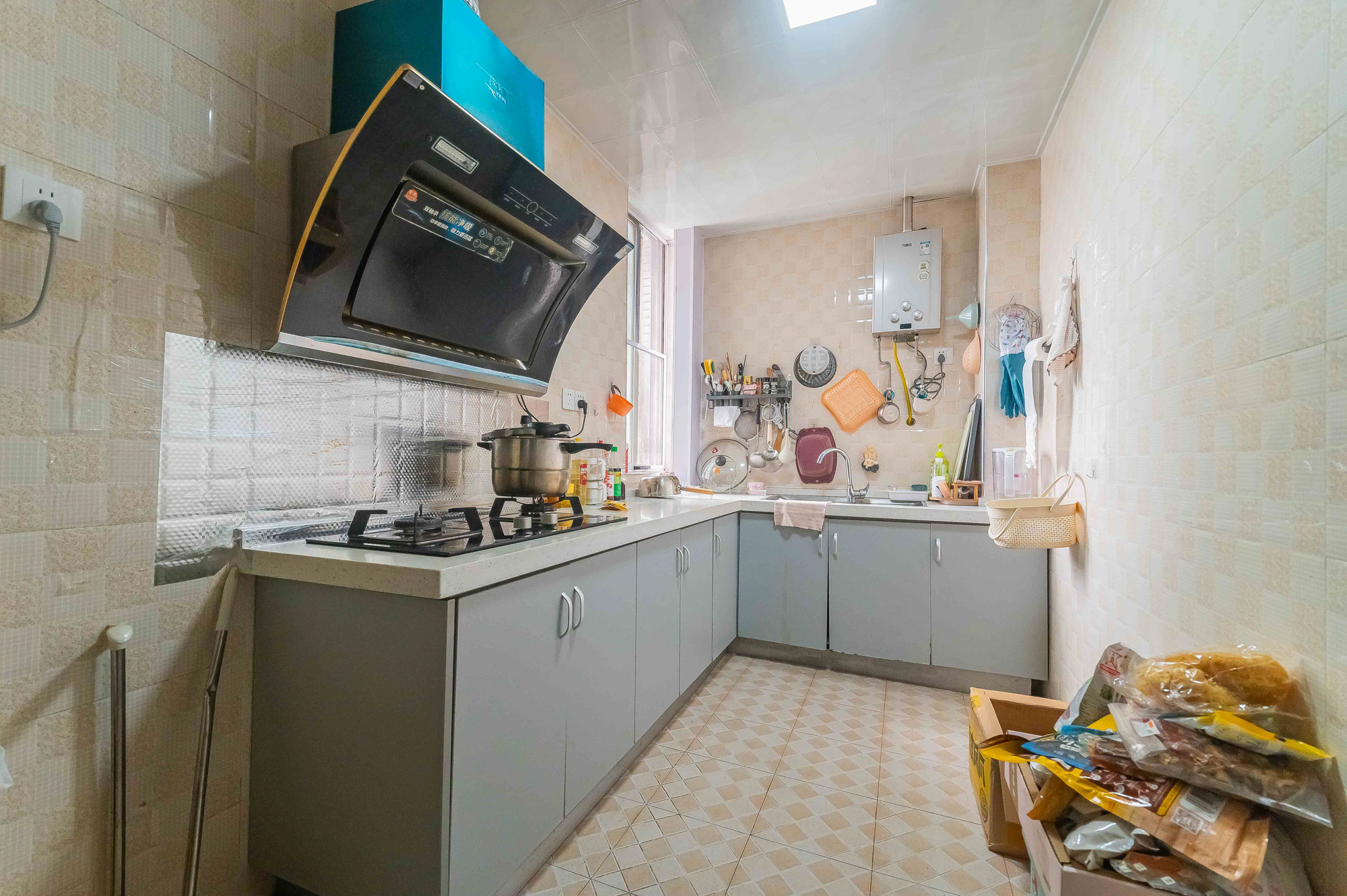 锦璨家园  2室2厅1卫    58.8万 锦璨家园  2室2厅1卫    58.8万厨房