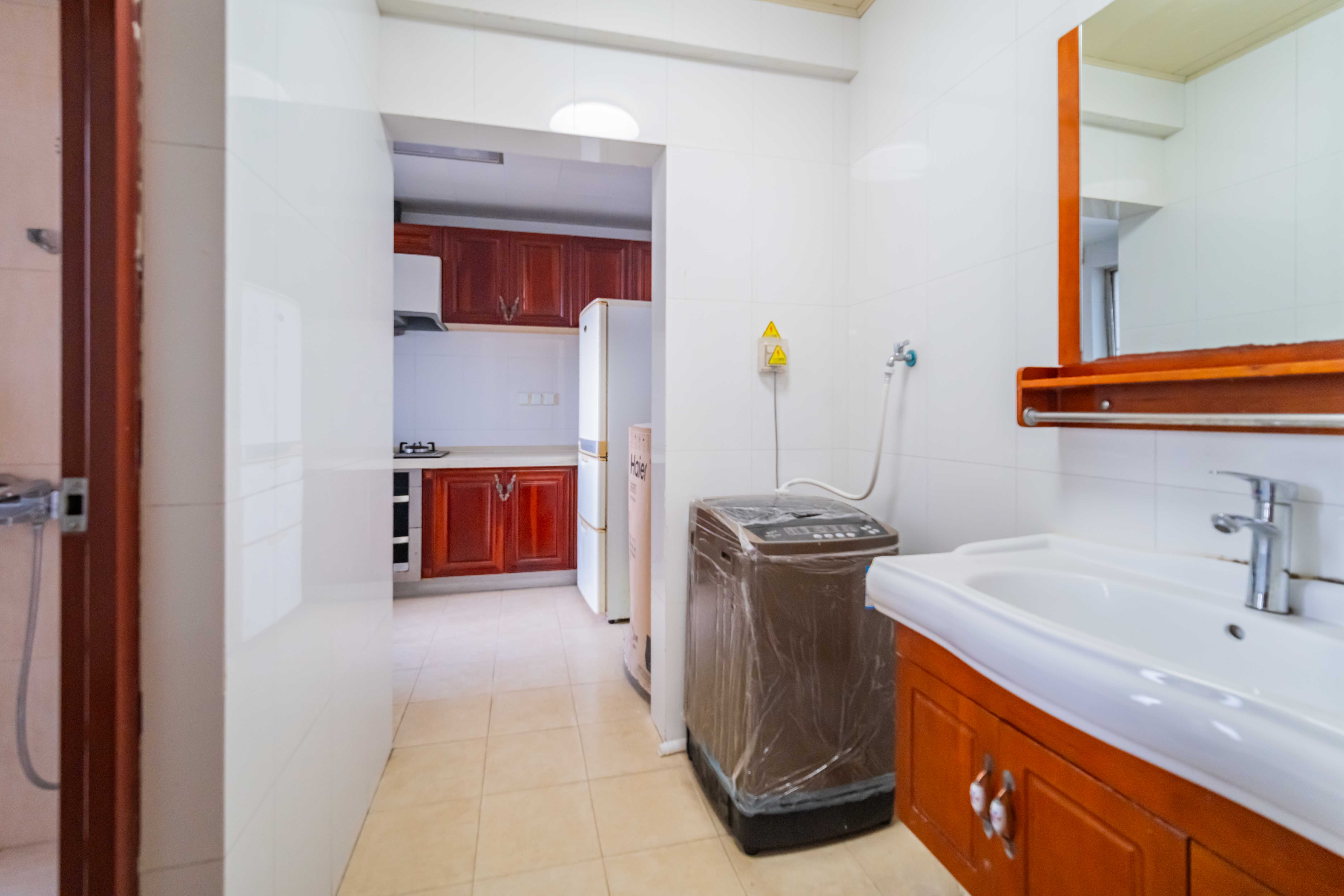 嘉盛奥美城  3室2厅1卫    150.0万卫生间