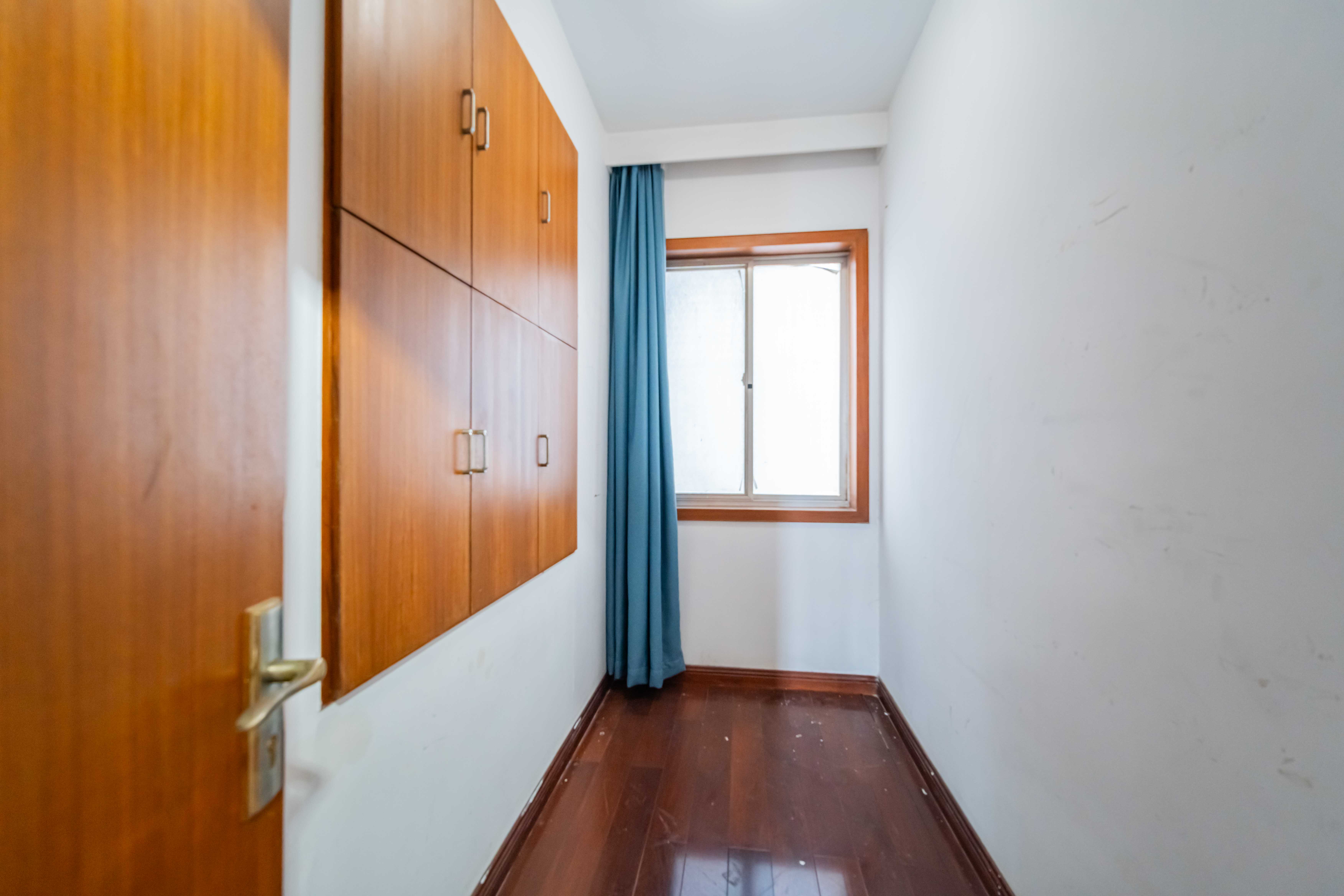 嘉盛奥美城  3室2厅1卫    150.0万卧室