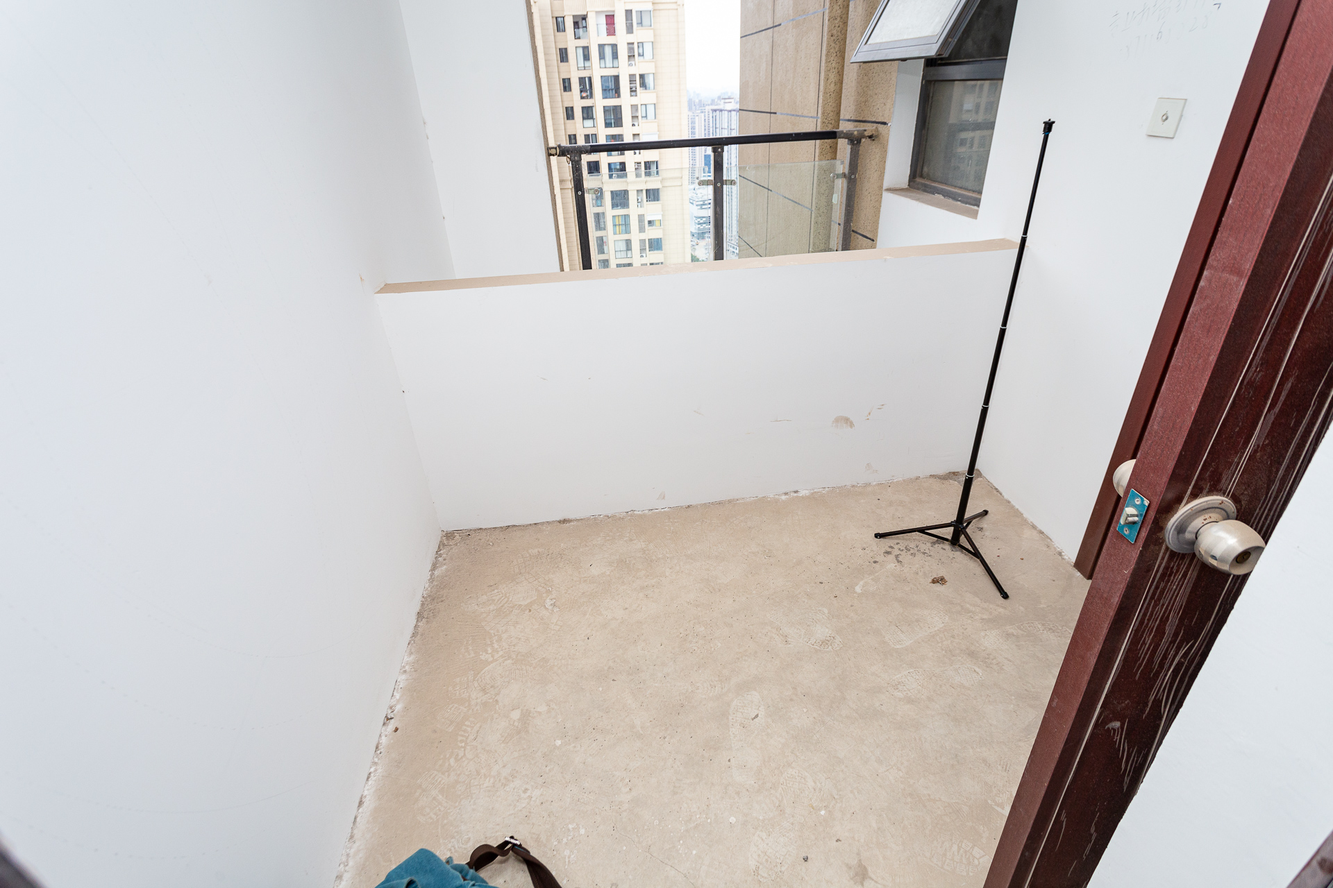 明发阅江悦府 3室2厅1卫 76.00万 明发阅江悦府 3室2厅1卫 76.00万卧室