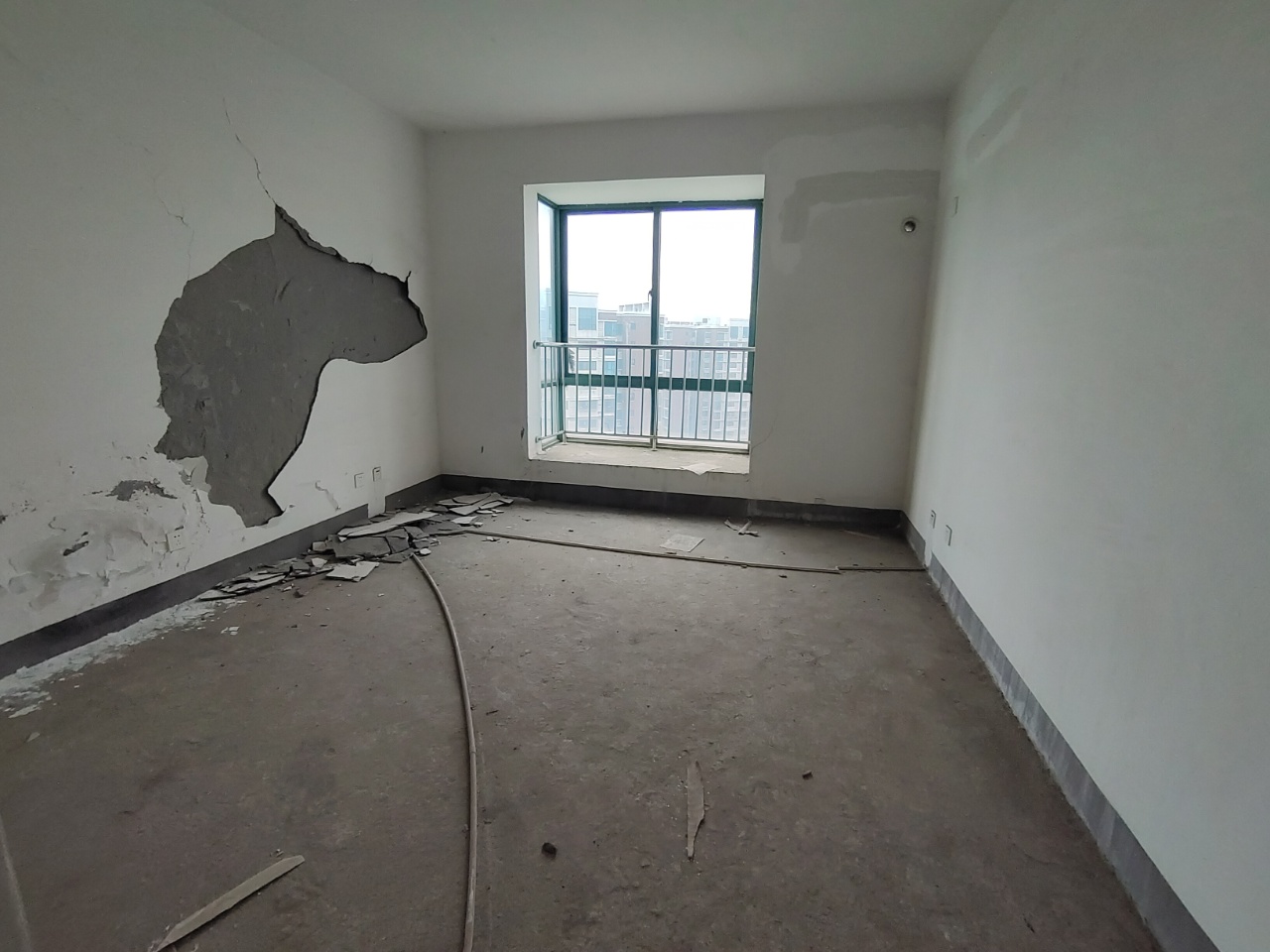 天鹅湖1号 4室2厅2卫 62.0万 天鹅湖1号 4室2厅2卫 62.0万室内图