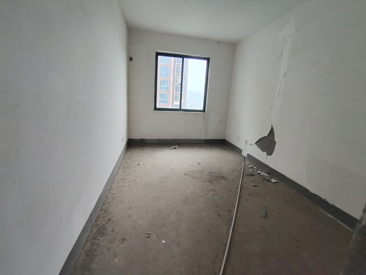 天鹅湖1号 4室2厅2卫 62.0万 天鹅湖1号 4室2厅2卫 62.0万室内图