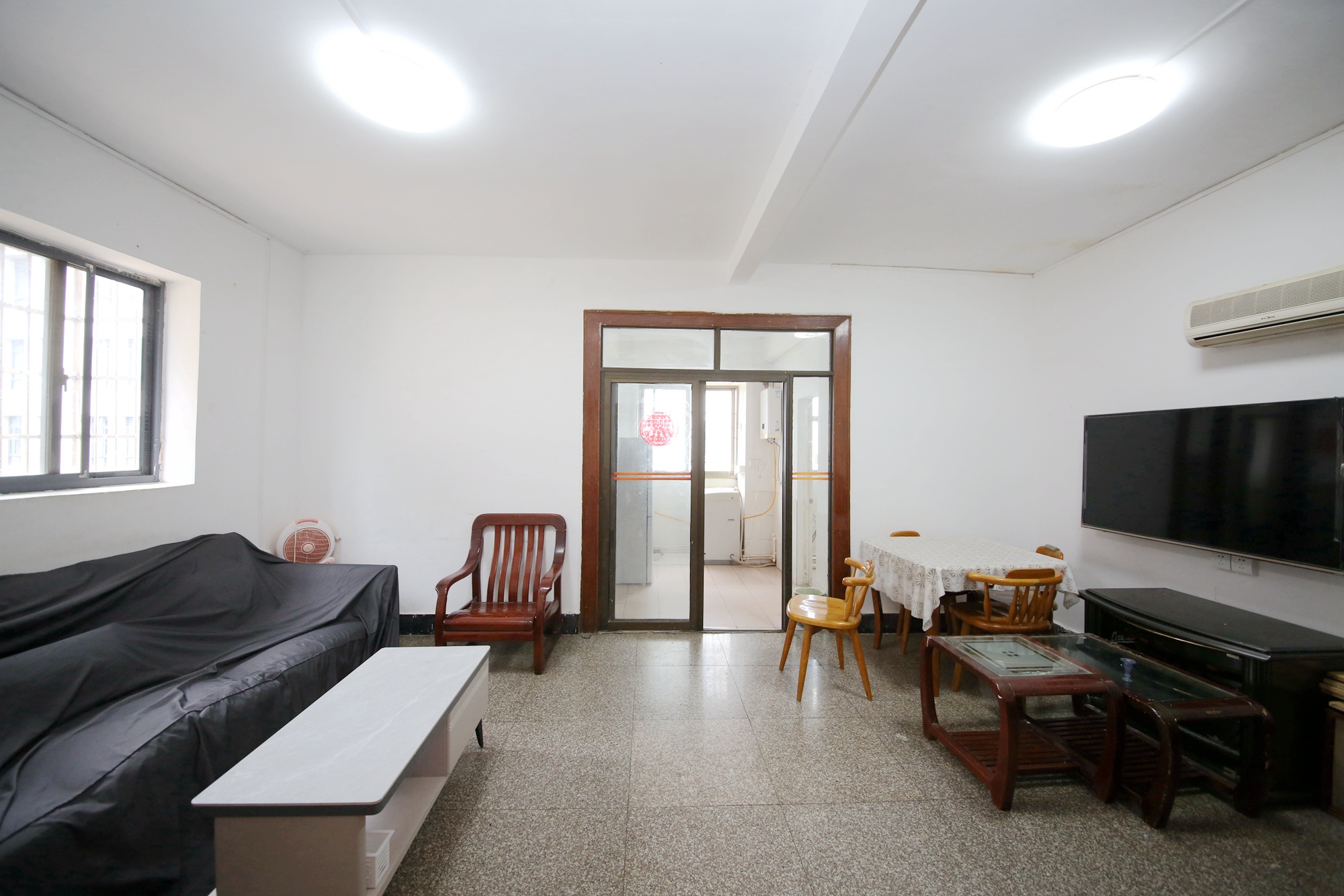 73分局（电信宿舍）  3室2厅1卫    70.0万客厅