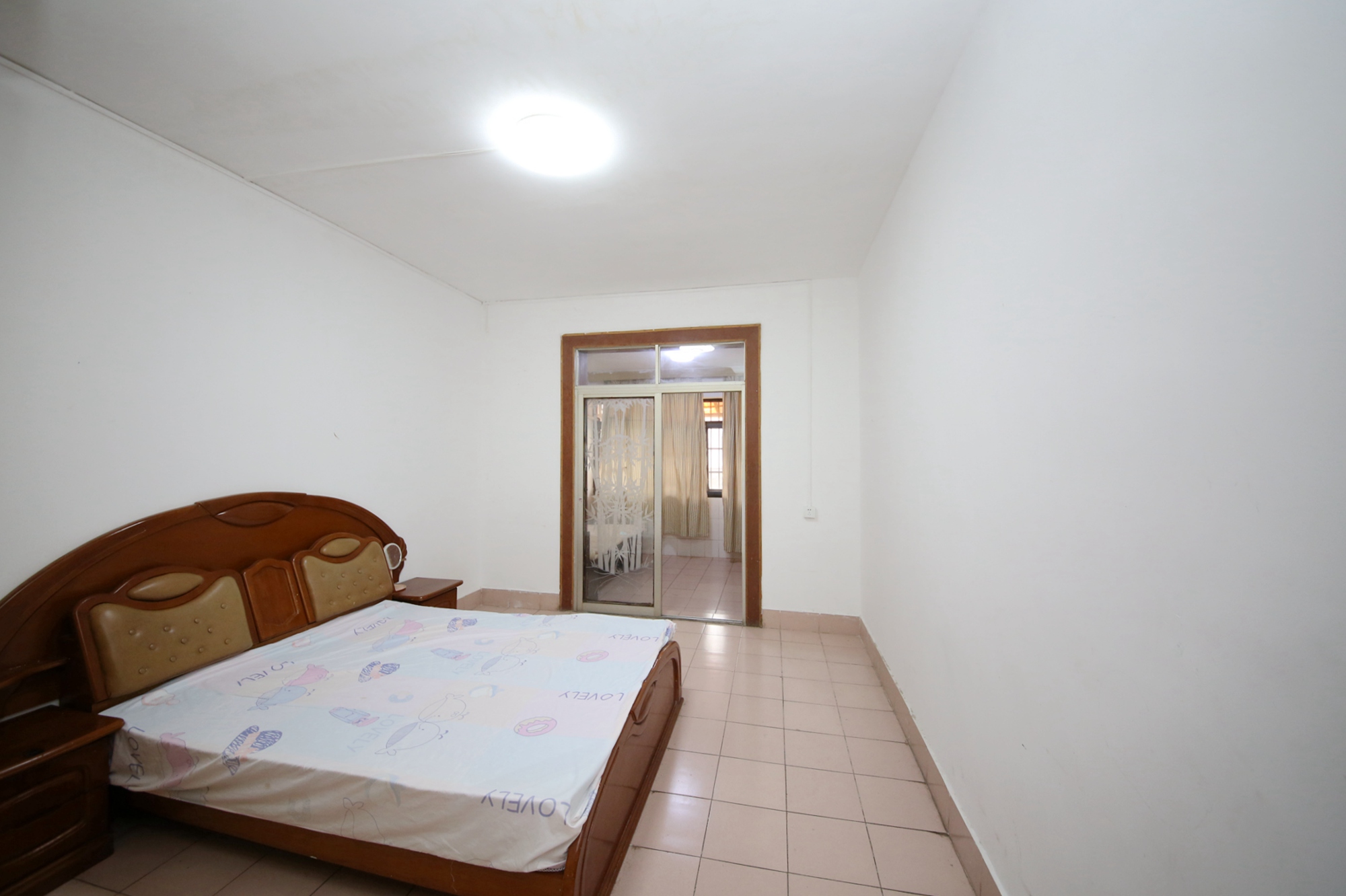 73分局（电信宿舍）  3室2厅1卫    70.0万卧室