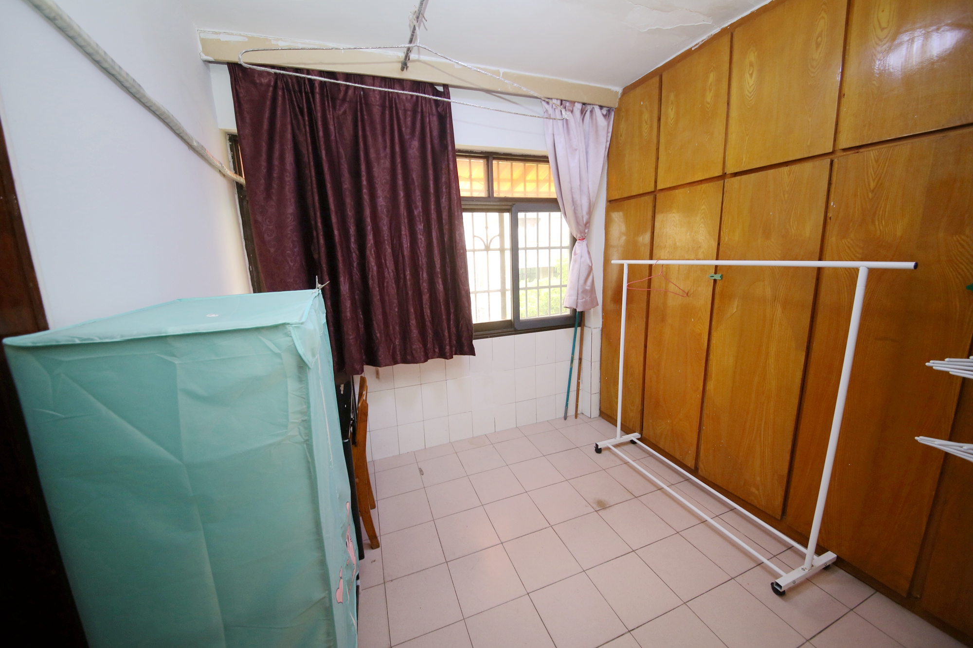 73分局（电信宿舍）  3室2厅1卫    70.0万阳台