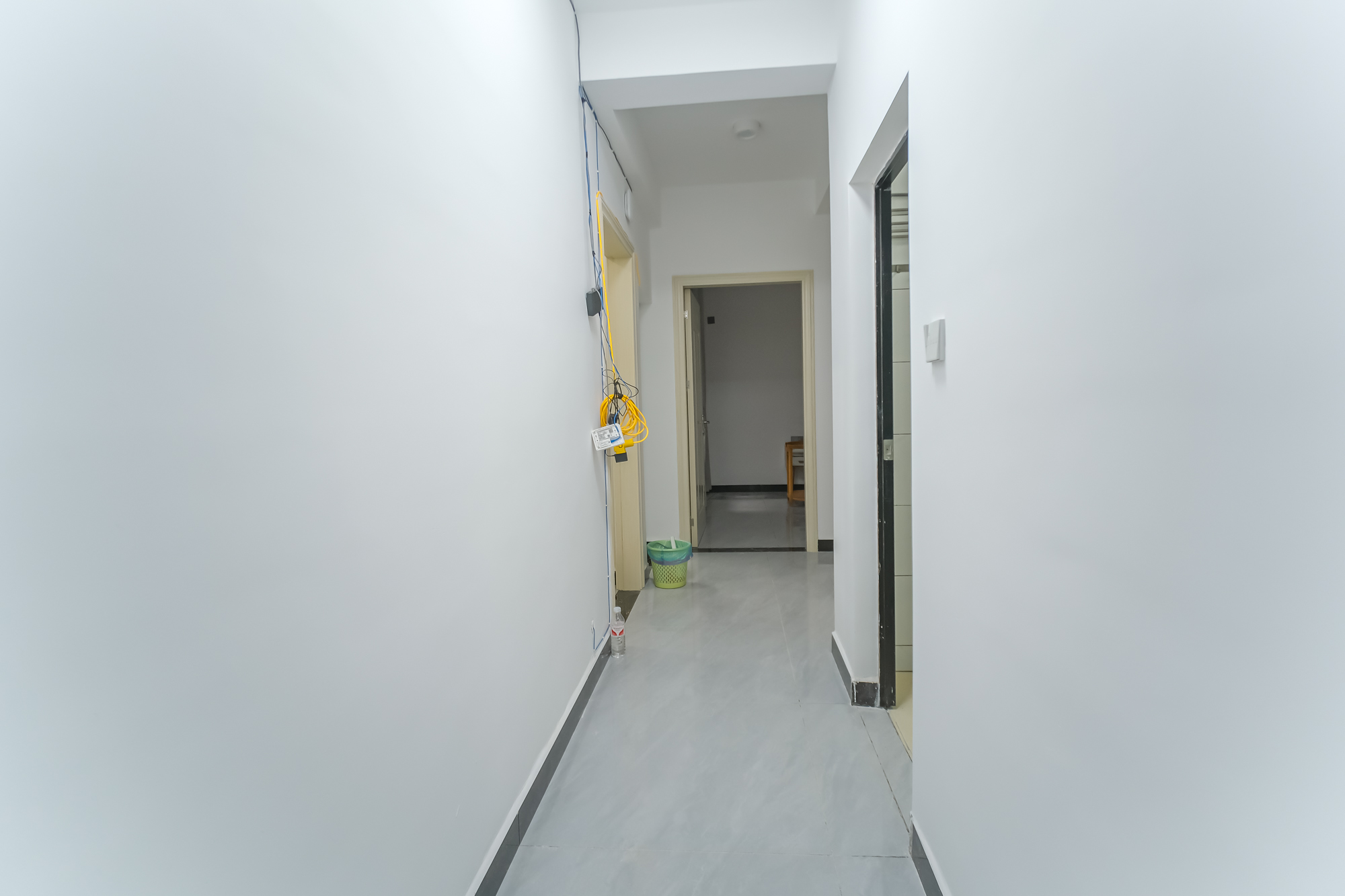 三一街区  5室2厅2卫   165.00万客厅