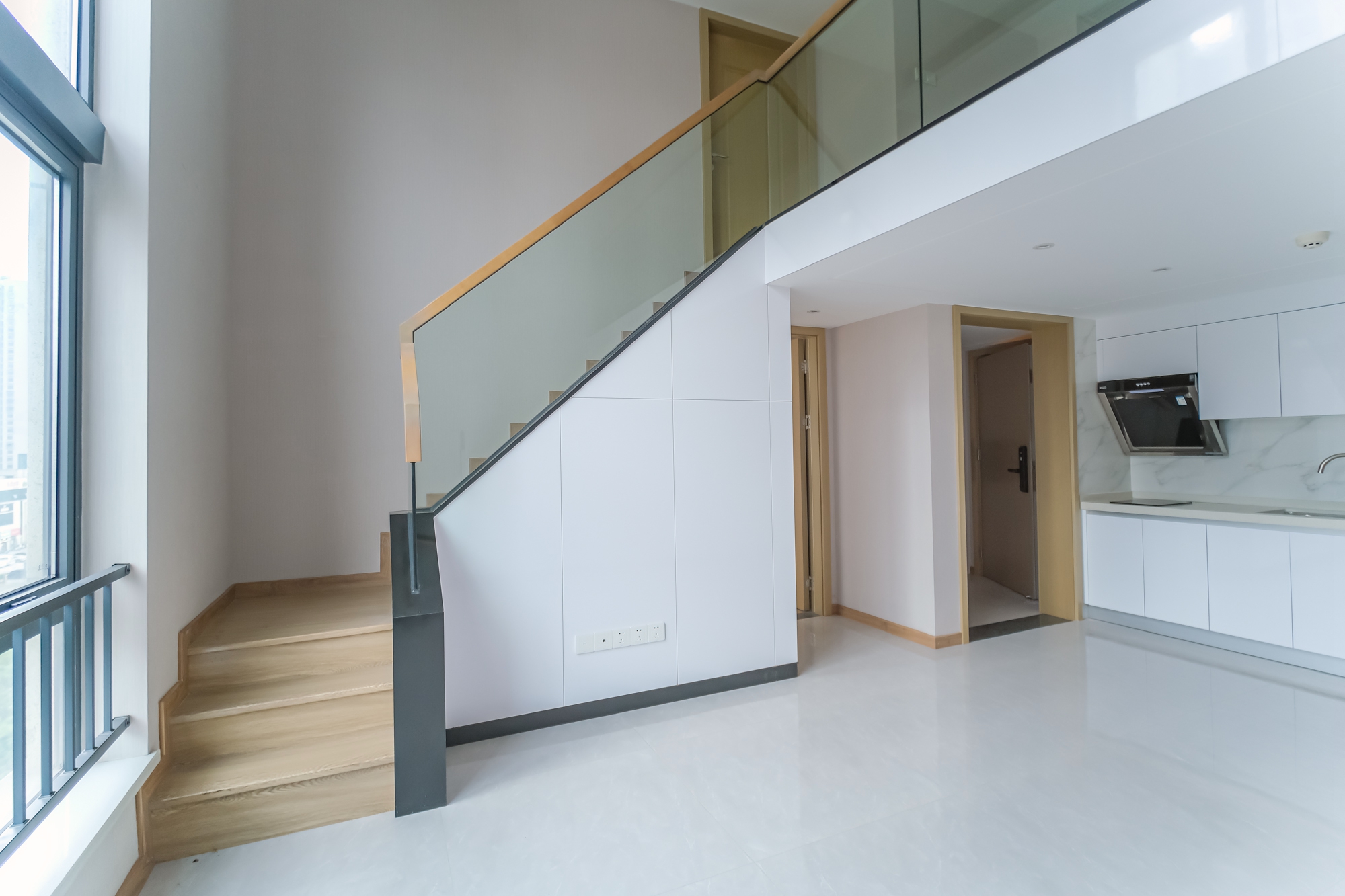 运达锦绣广场  3室1厅1卫    120.0万 运达锦绣广场  3室1厅1卫    120.0万客厅