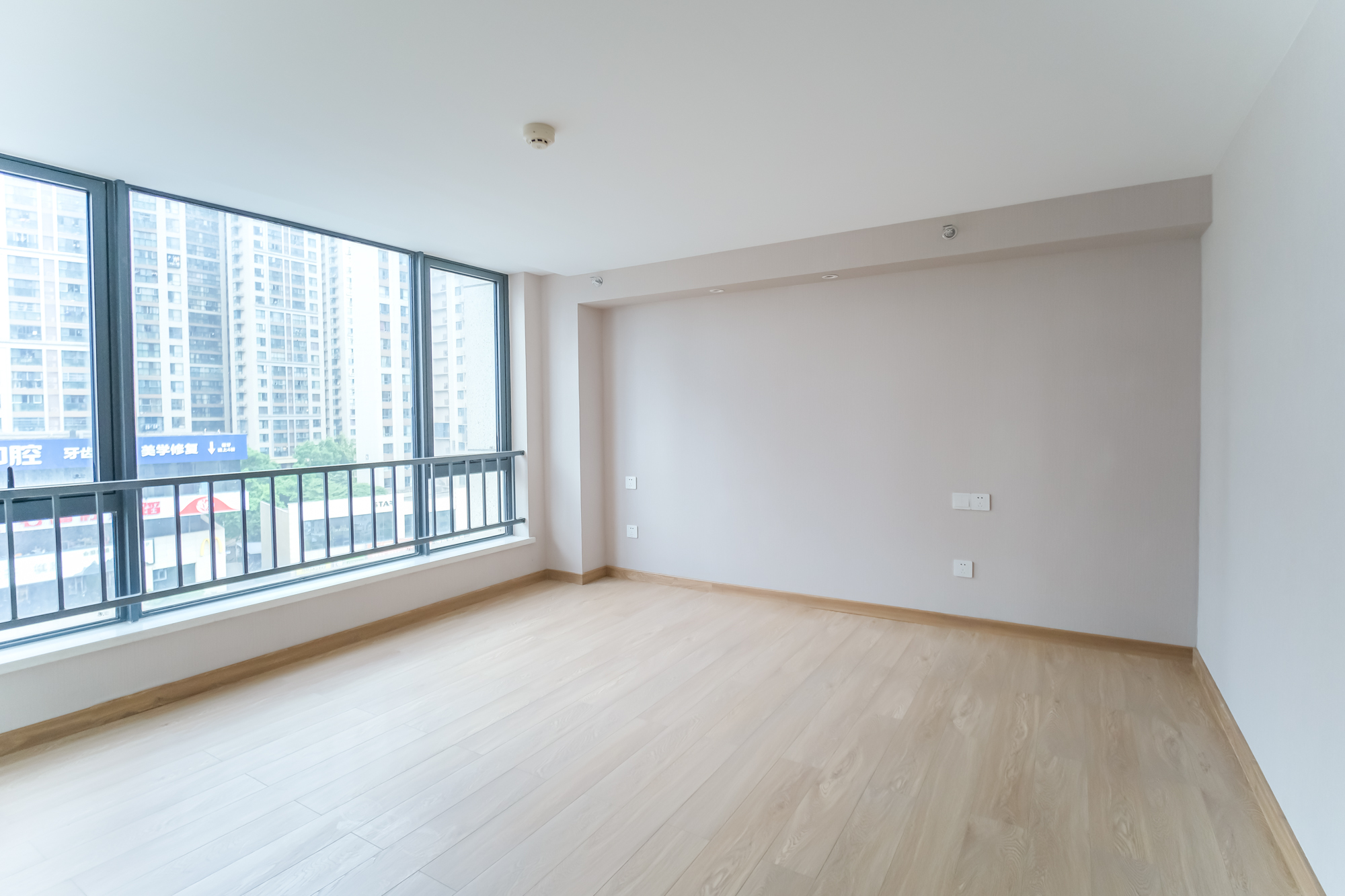 运达锦绣广场  3室1厅1卫    120.0万 运达锦绣广场  3室1厅1卫    120.0万卧室