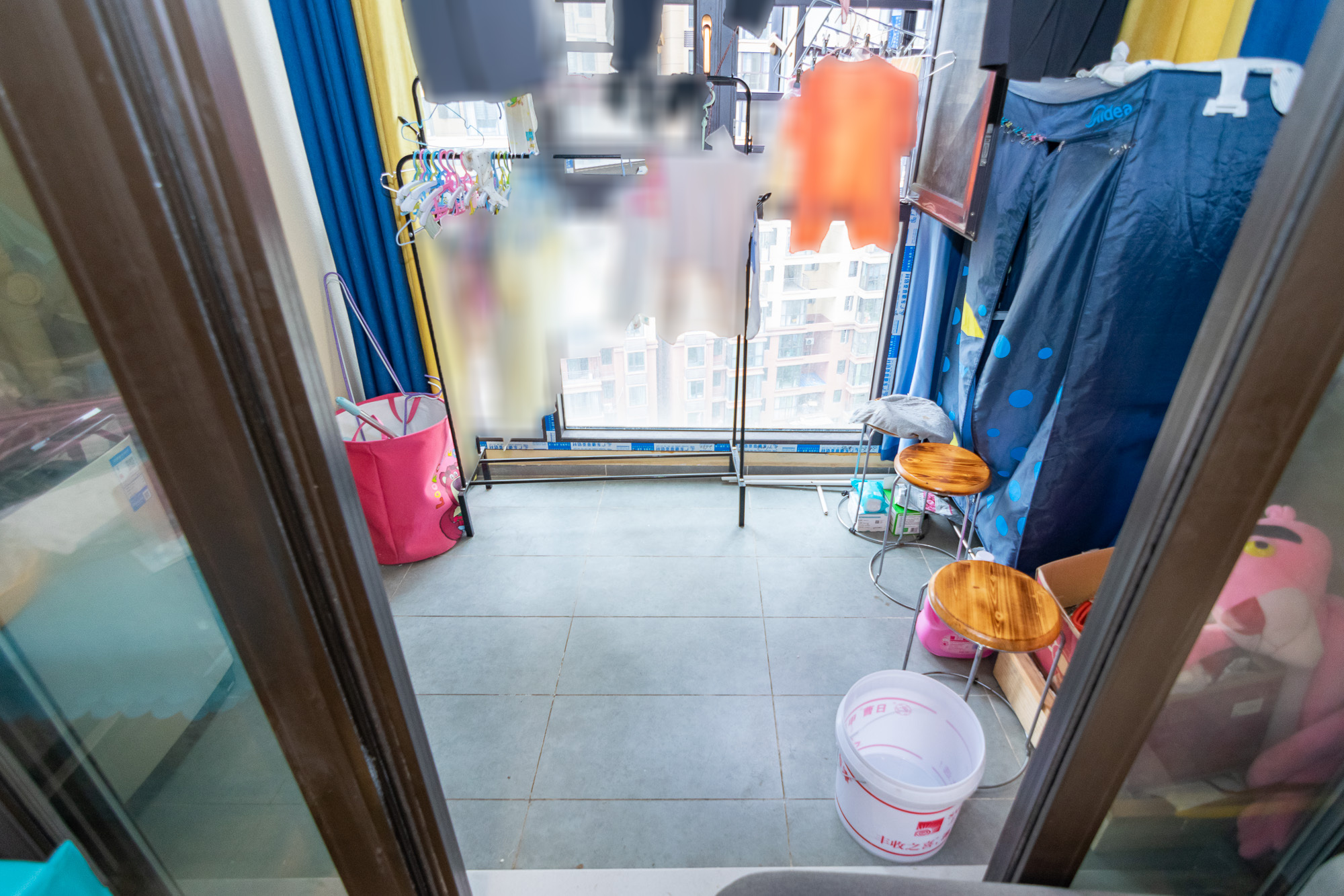 美的翰城  3室2厅2卫   95.00万阳台