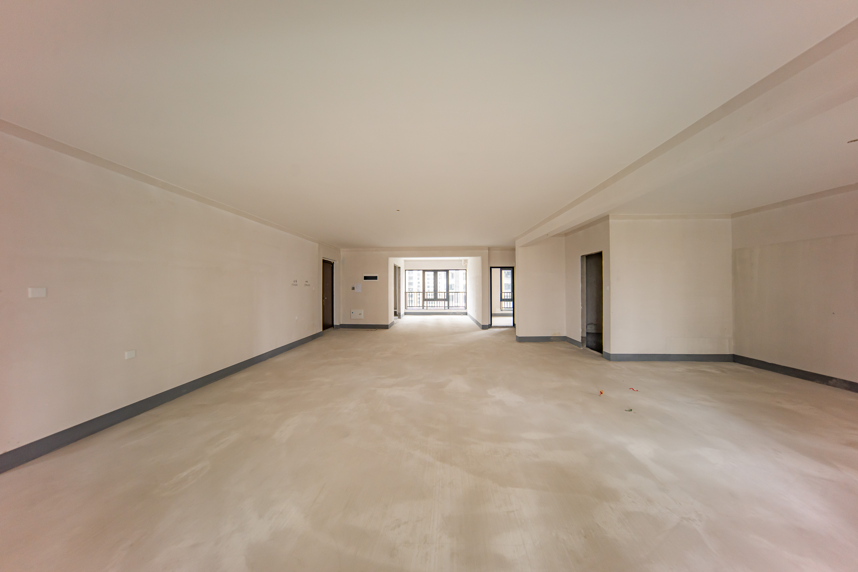 建投象山国际  5室2厅3卫   252.80万