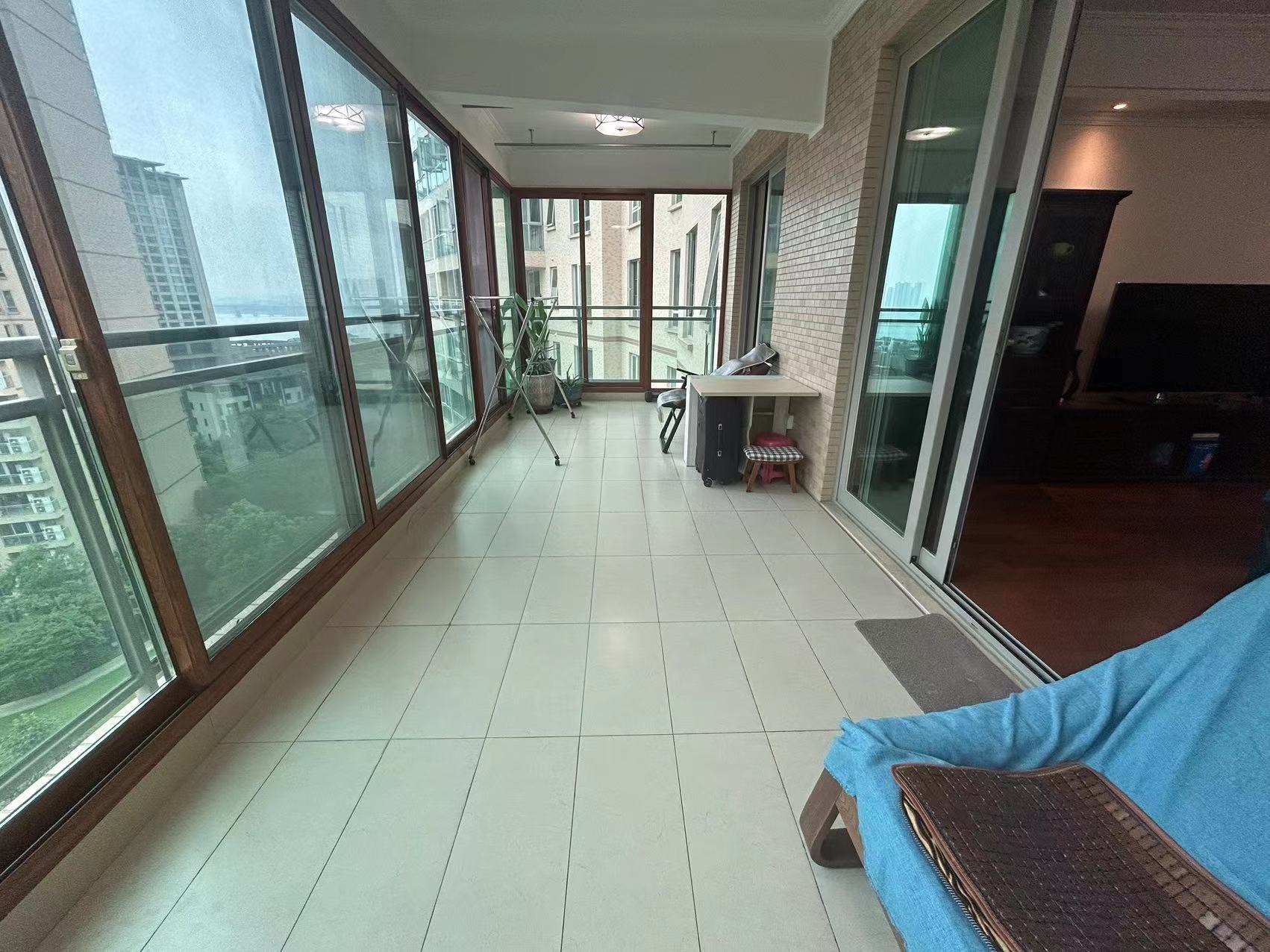 晋合湘水湾二期 4室2厅2卫 245.0万 晋合湘水湾二期 4室2厅2卫 245.0万室内图