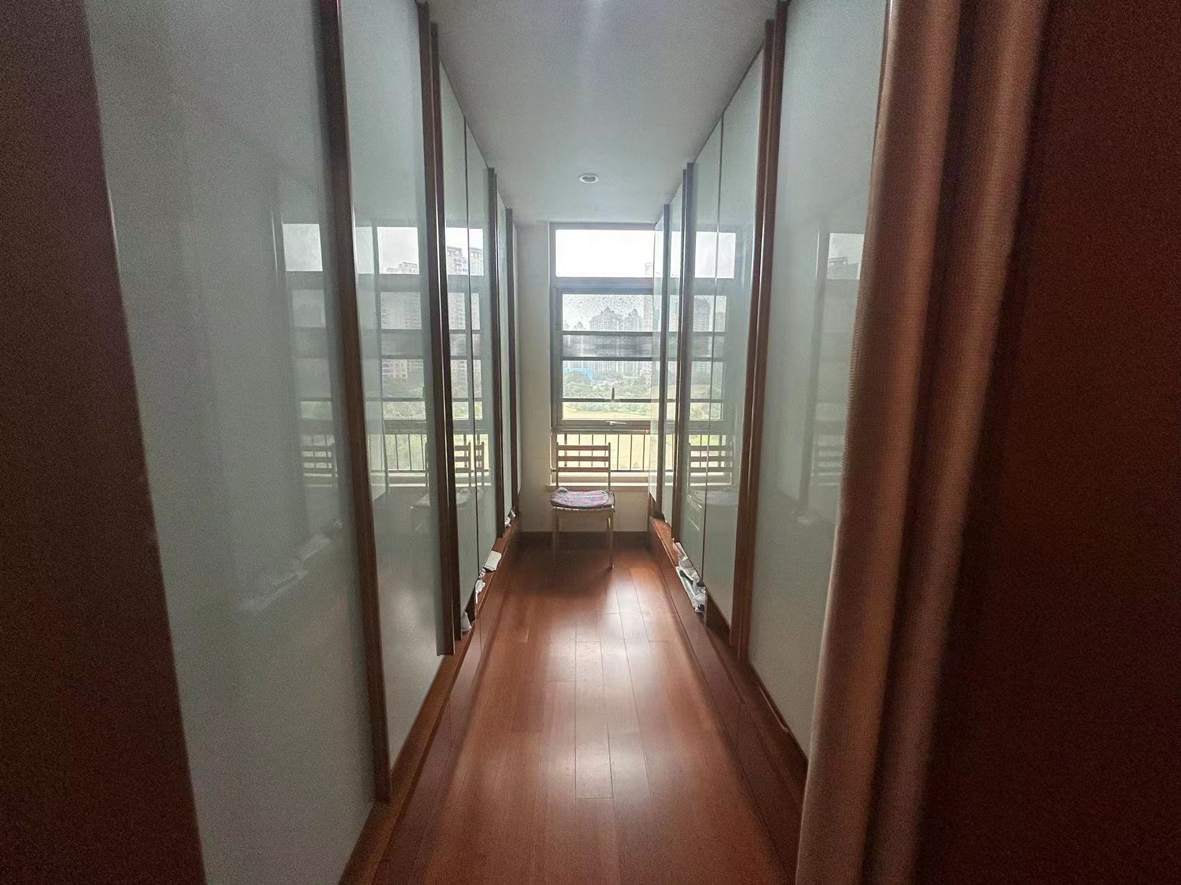 晋合湘水湾二期 4室2厅2卫 245.0万 晋合湘水湾二期 4室2厅2卫 245.0万室内图