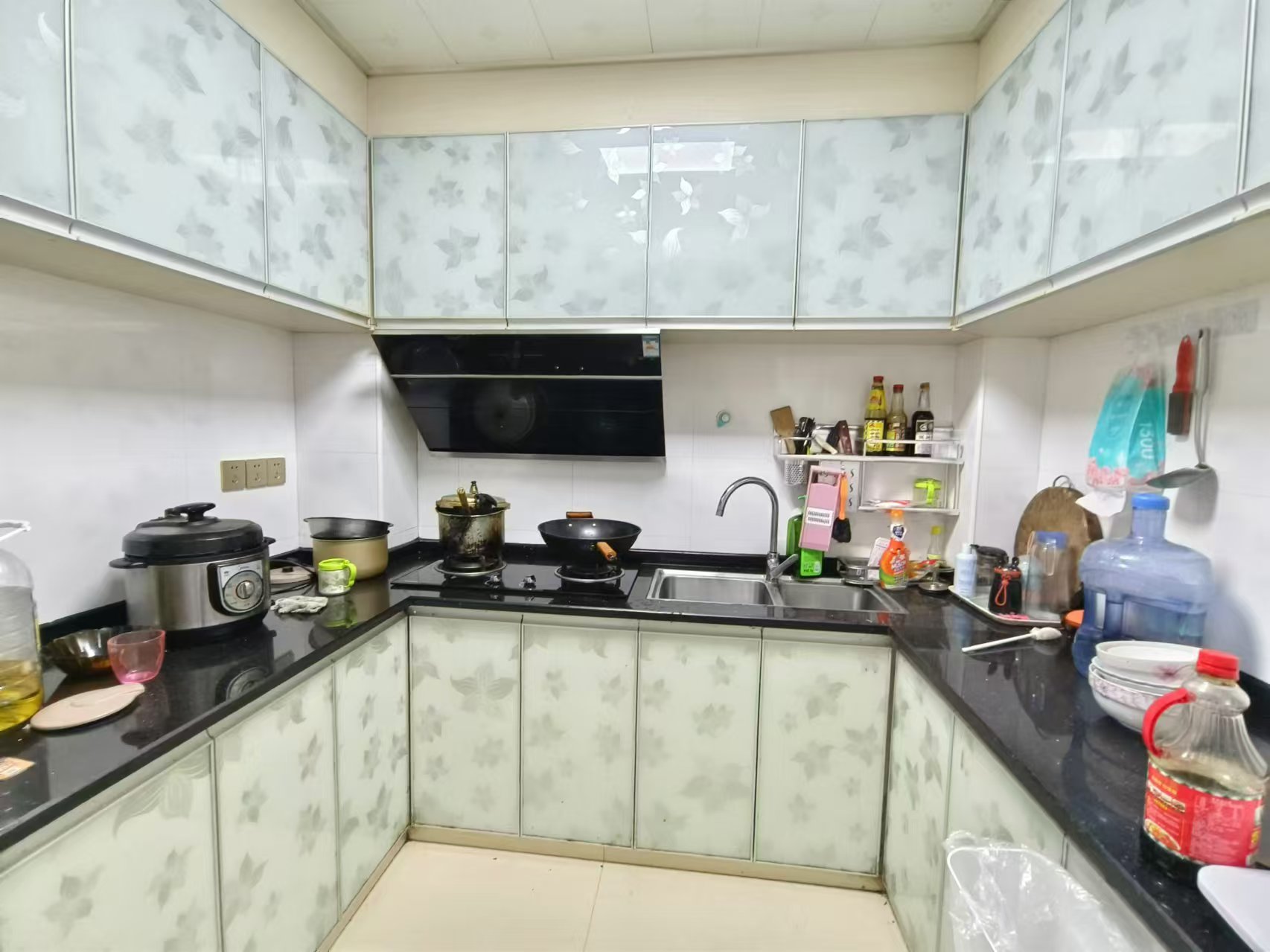 圣华名城建设北路110号 4室2厅2卫 46.0万 圣华名城建设北路110号 4室2厅2卫 46.0万室内图