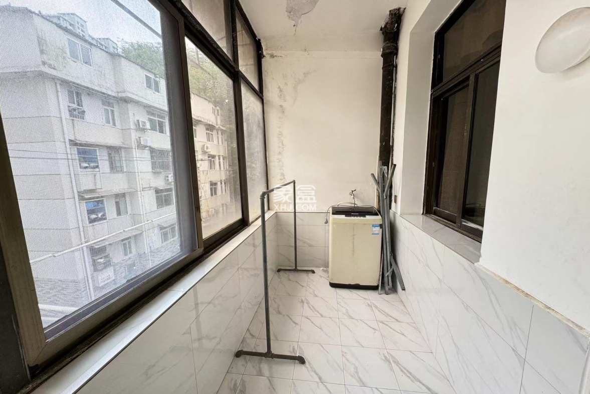 王塔冲一村 2室2厅1卫 19.8万 王塔冲一村 2室2厅1卫 19.8万室内图