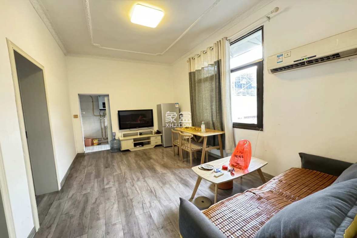 王塔冲一村 2室2厅1卫 19.8万 王塔冲一村 2室2厅1卫 19.8万室内图